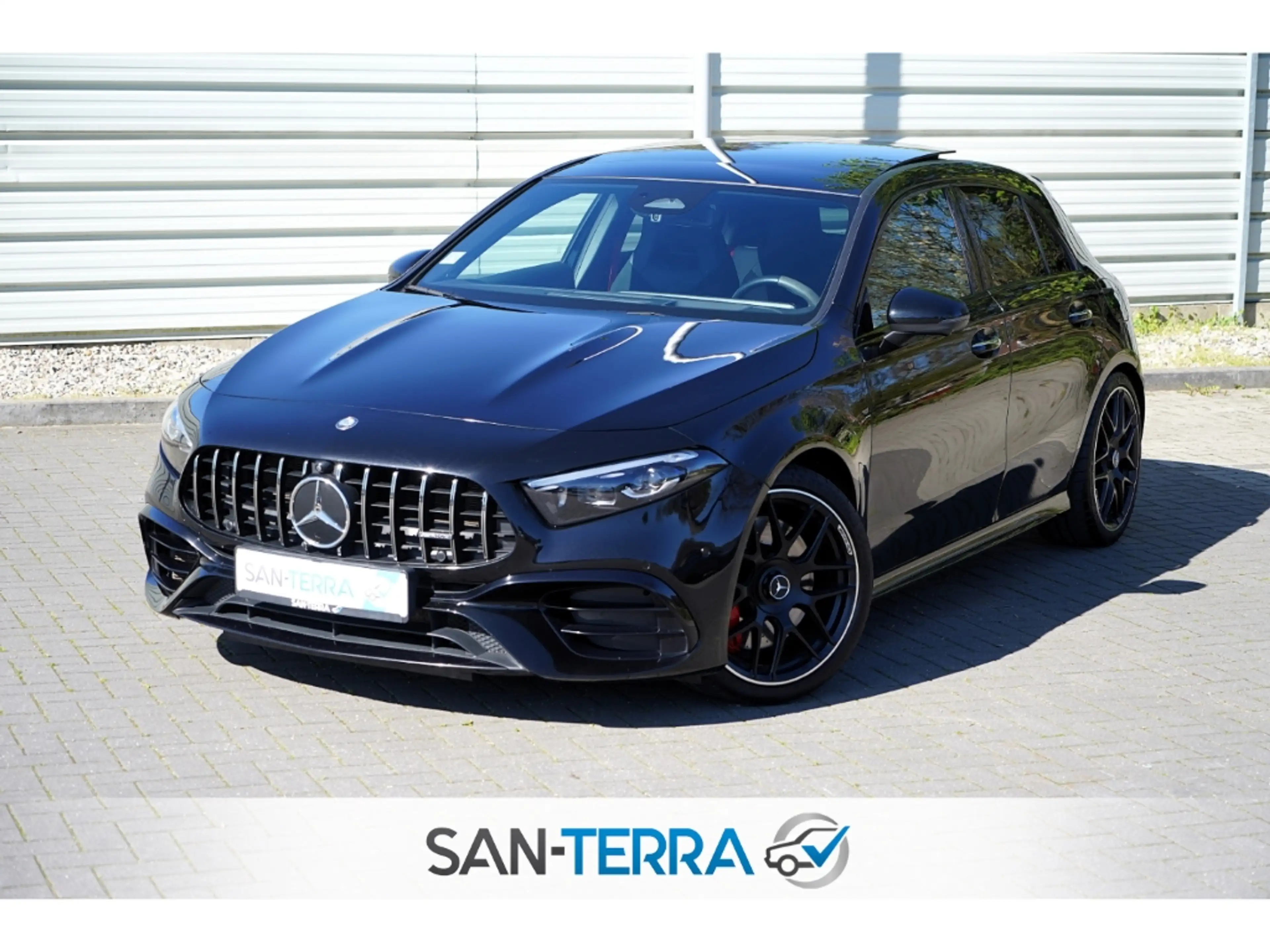 Mercedes-Benz A 45 AMG S 4M NIGHT PANO*HUD*BUR*KEY*SOUND*MULTIBEAM*360-KA — photo 6