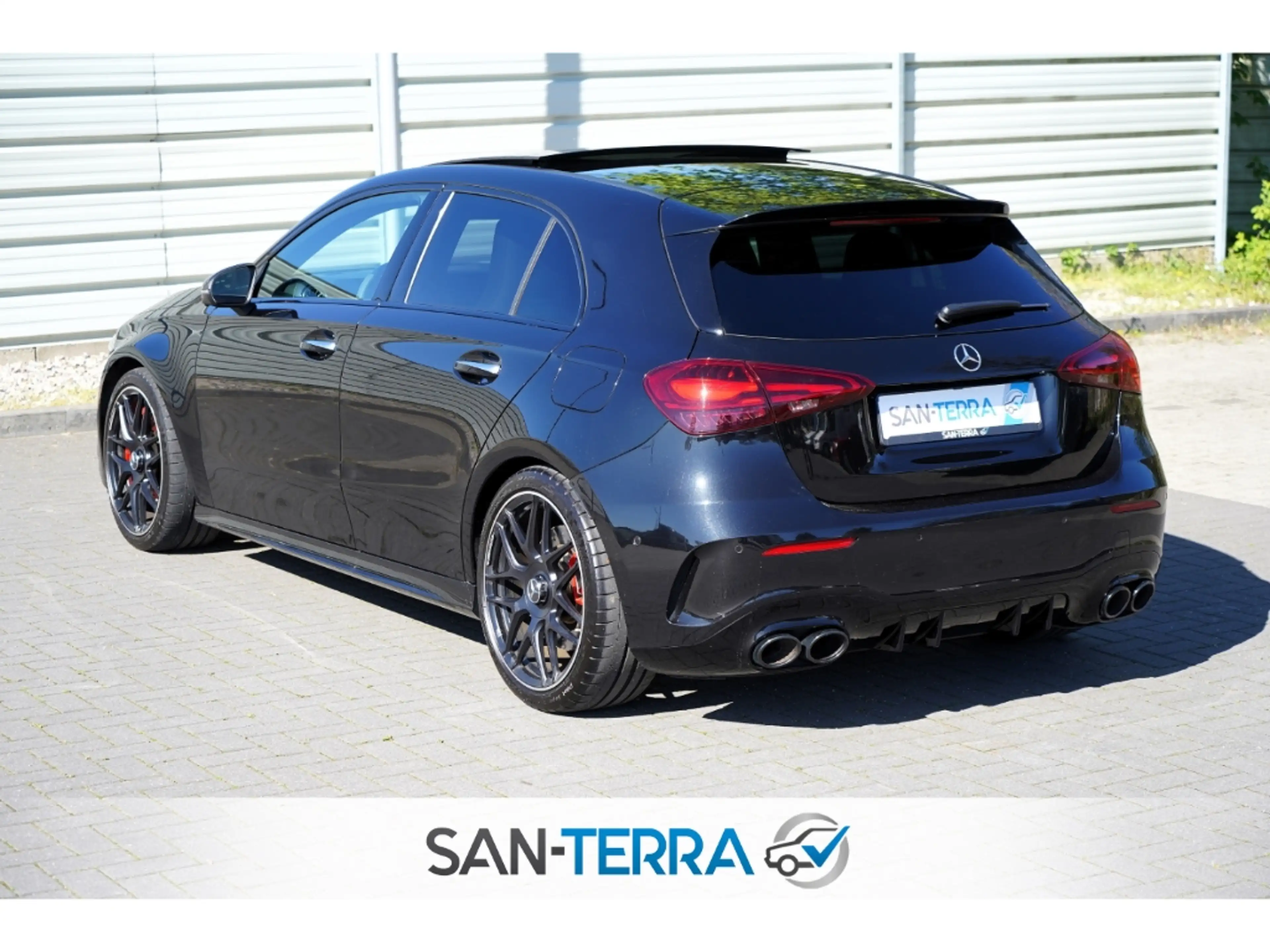 Mercedes-Benz A 45 AMG S 4M NIGHT PANO*HUD*BUR*KEY*SOUND*MULTIBEAM*360-KA — photo 14
