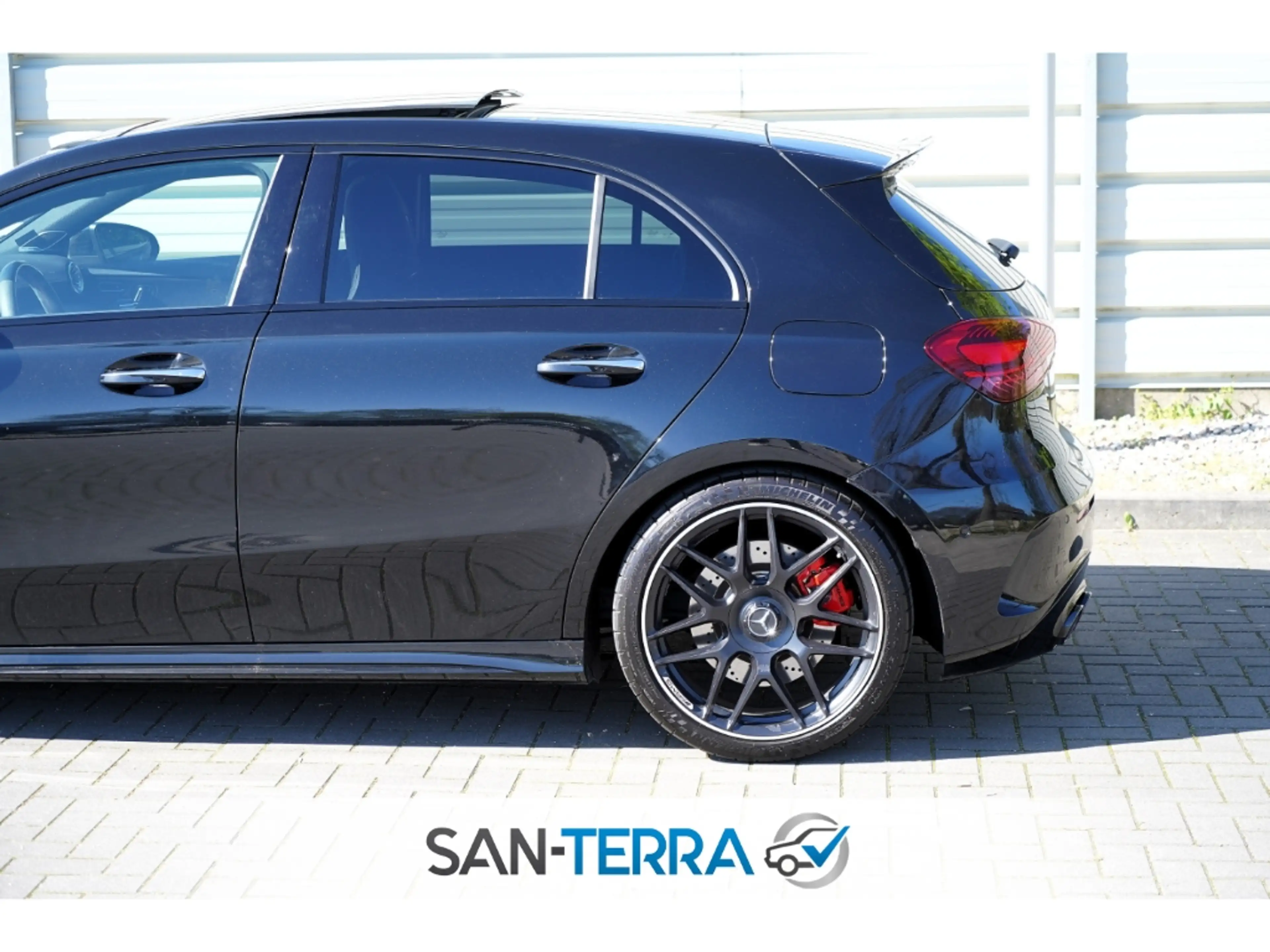 Mercedes-Benz A 45 AMG S 4M NIGHT PANO*HUD*BUR*KEY*SOUND*MULTIBEAM*360-KA — photo 11