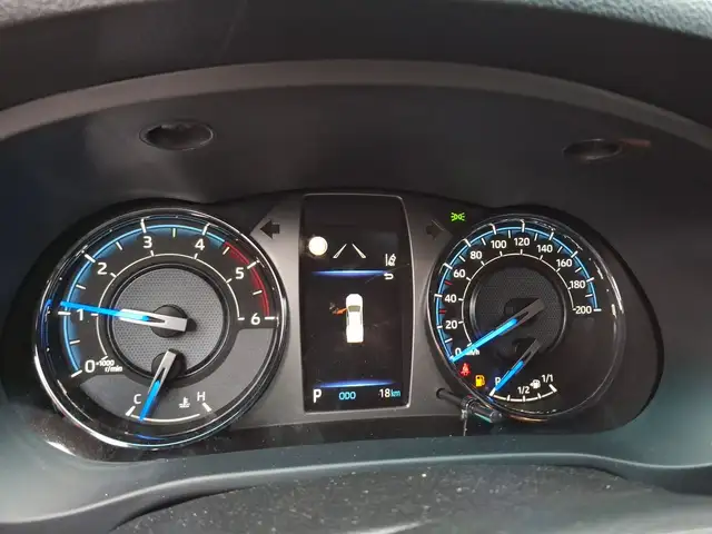 Toyota Hilux DK Invincible 4WD 2.8 D-4D MHEV Aut. Ansicht 13