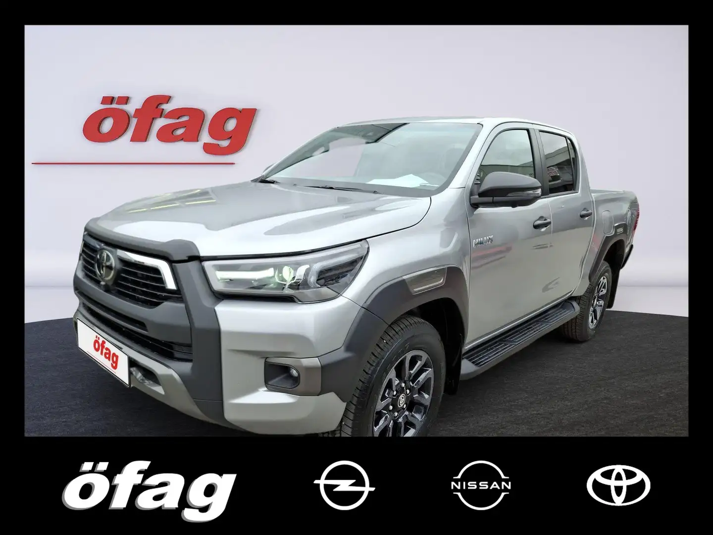 Toyota Hilux DK Invincible 4WD 2.8 D-4D MHEV Aut. Silber - 1