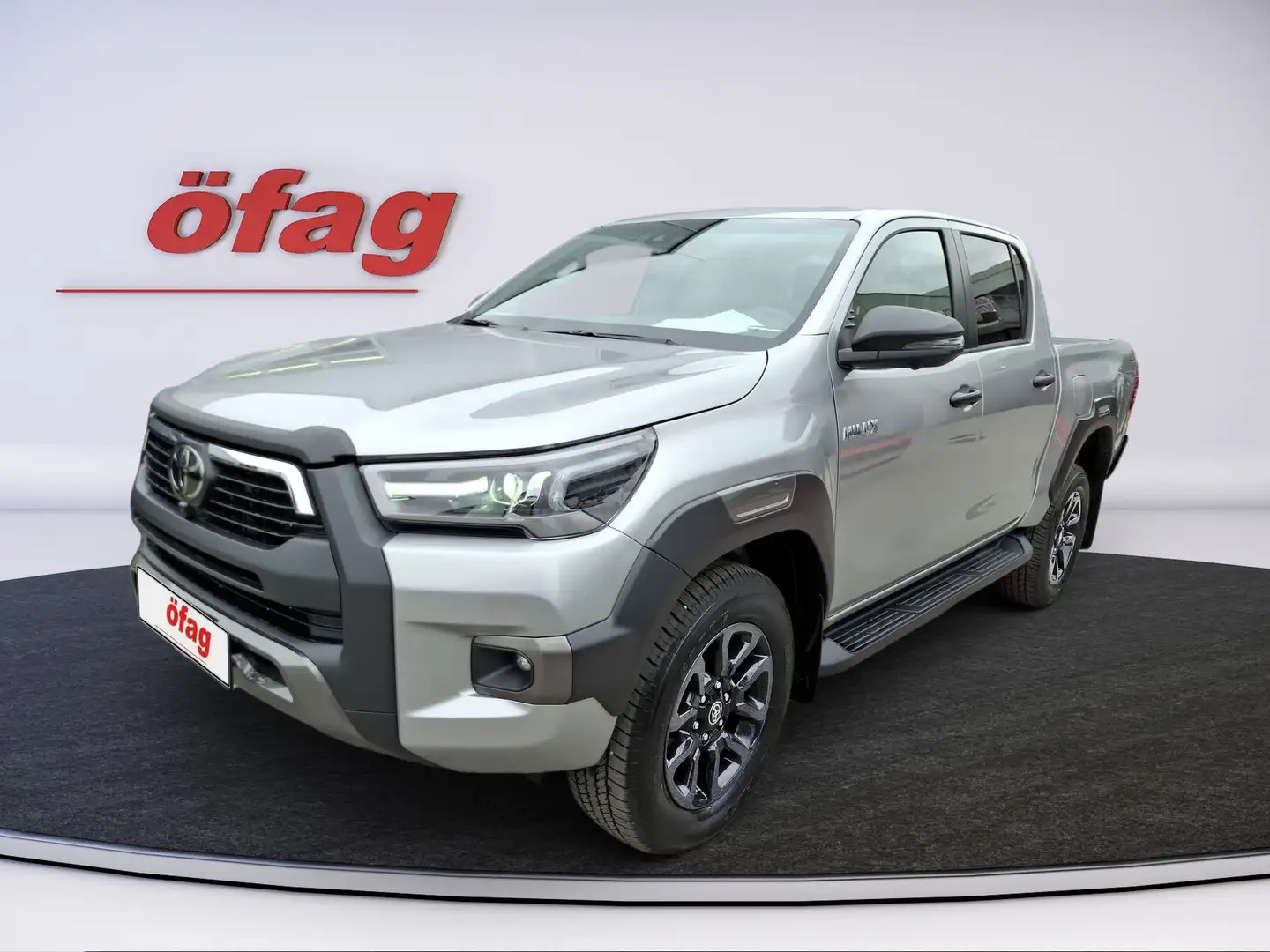 Toyota Hilux DK Invincible 4WD 2.8 D-4D MHEV Aut. Silber - 2