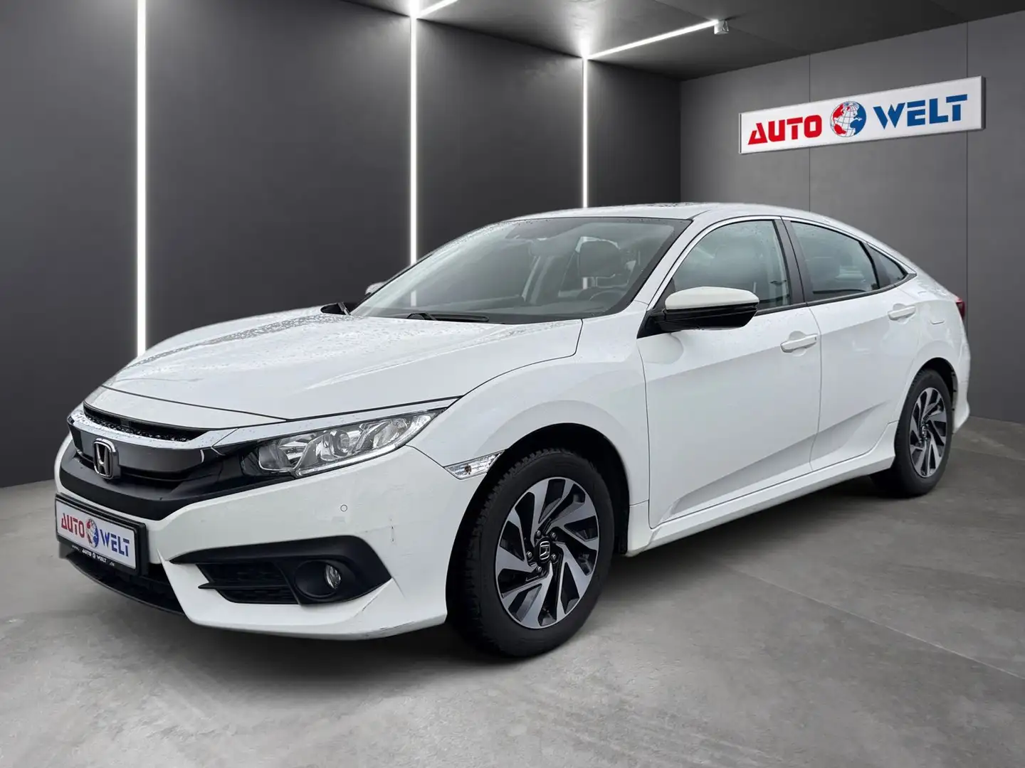 Honda Civic 1.6i Automatik Elegance AAC SHZ Temp. Alu Weiß - 1