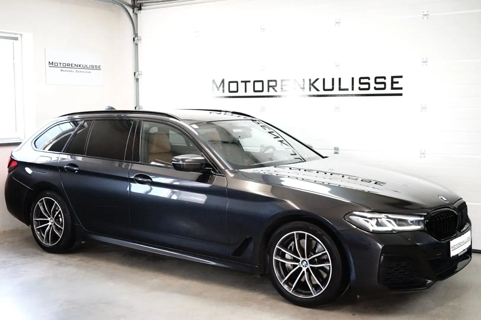 BMW 530 d xDrive Touring M Sport Aut. - HeadUp - Komforts Grau - 1