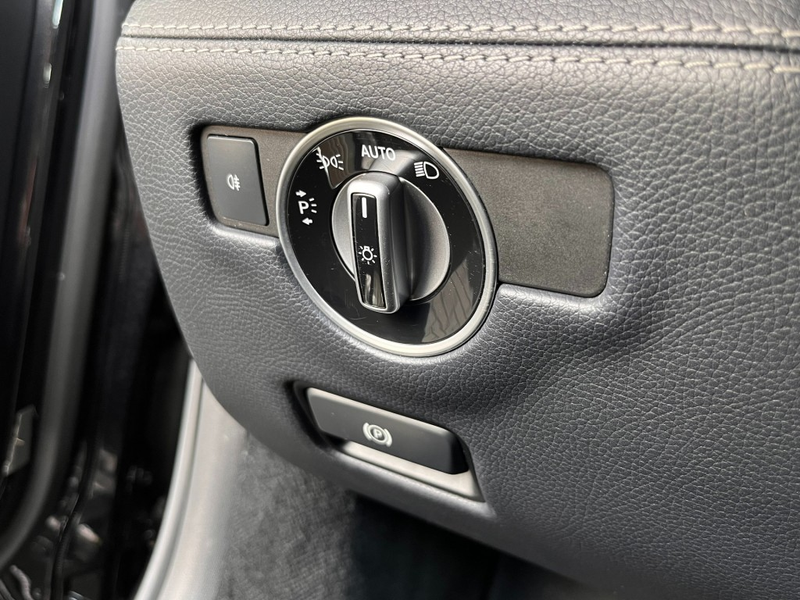 Mercedes-Benz SL 350 350 - AMG STYLING - PANO - MASSAGE — photo 30