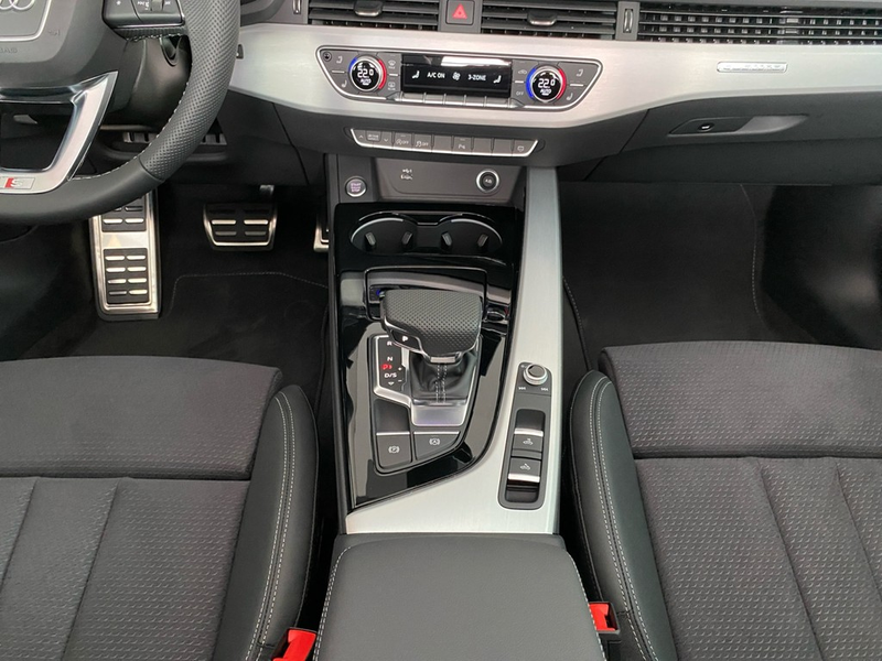Audi A5 Cabriolet 45 TFSI quattro S line ACC+RFK+NAVI — photo 11