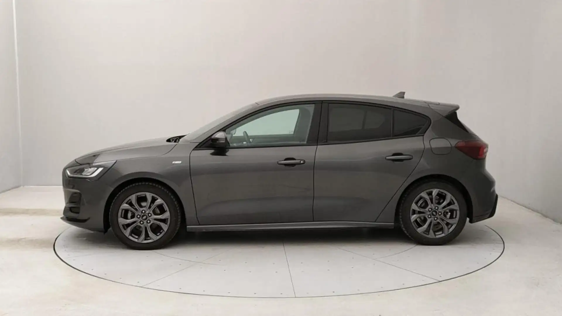 Ford Focus 1.0t ecoboost h ST-Line 125cv Grigio - 2