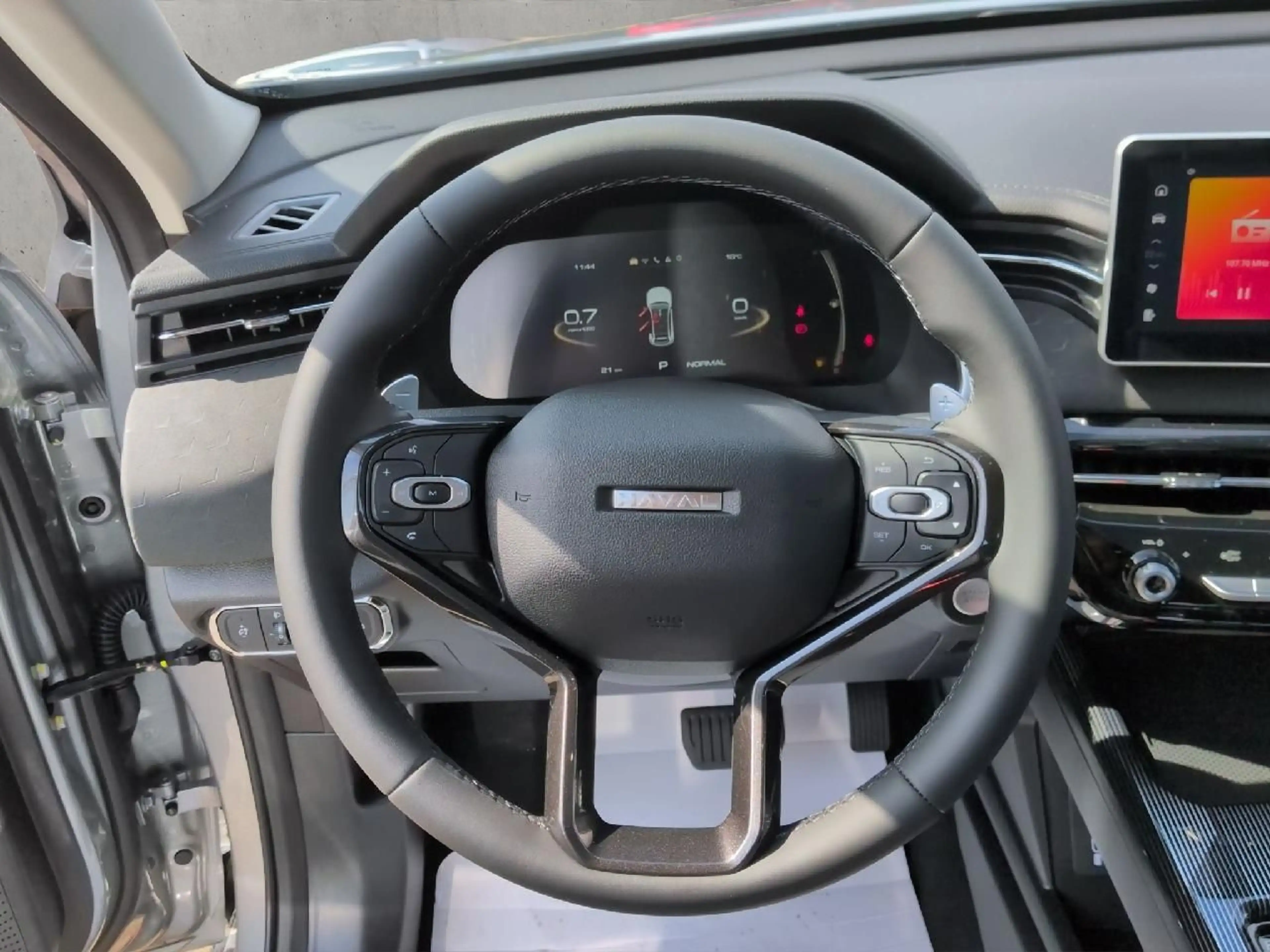 GWM HAVAL Jolion Pro Haval Jolion Pro 1.5 Turbo 130 kW FWD Premium — photo 9