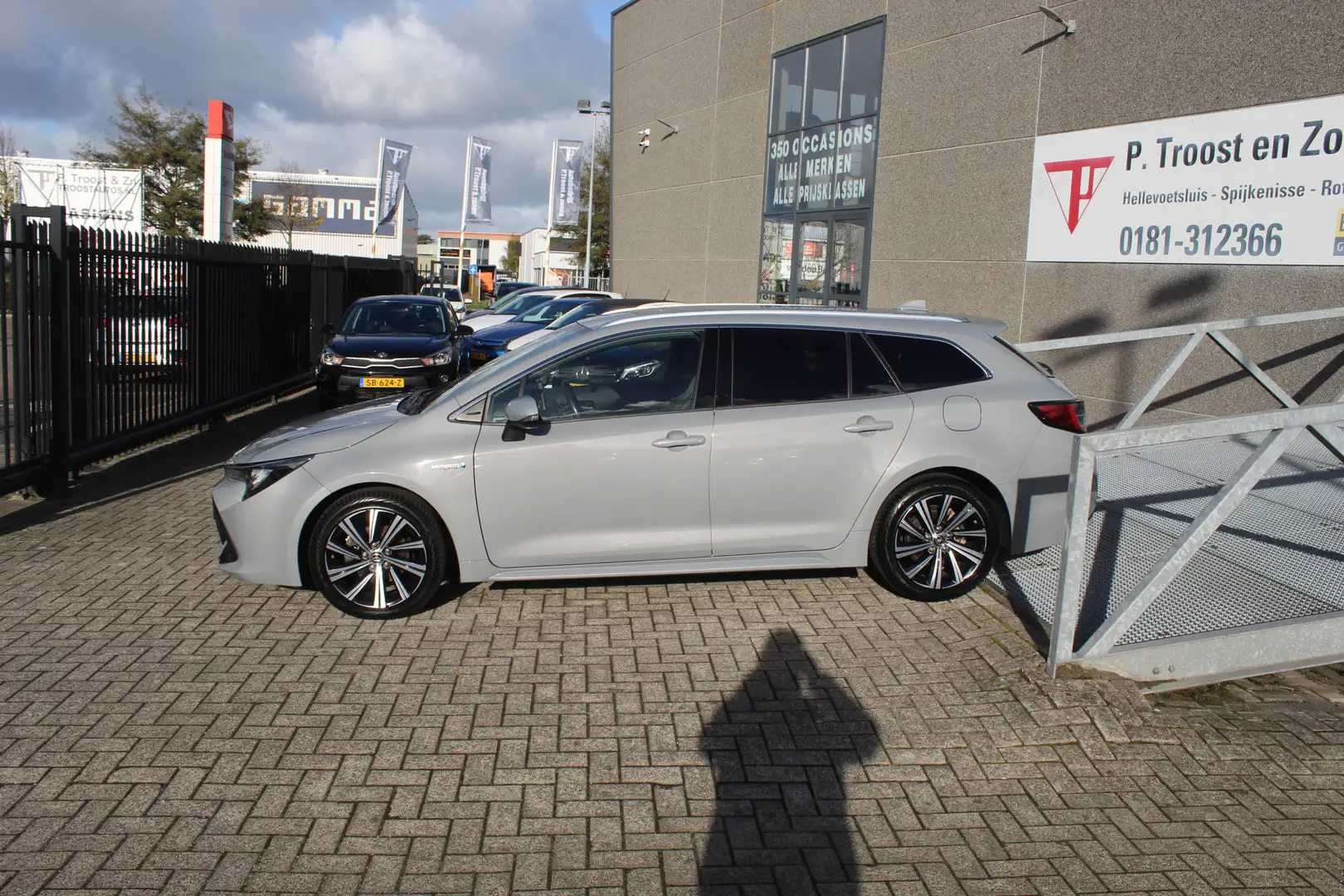 Toyota Corolla Touring Sports 1.8 Hybrid Business Plus Keyless/St Gris - 2