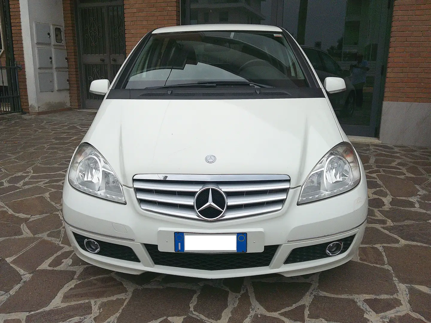 Mercedes-Benz A 160 1.5 Elegance 95 cv Bianco - 2
