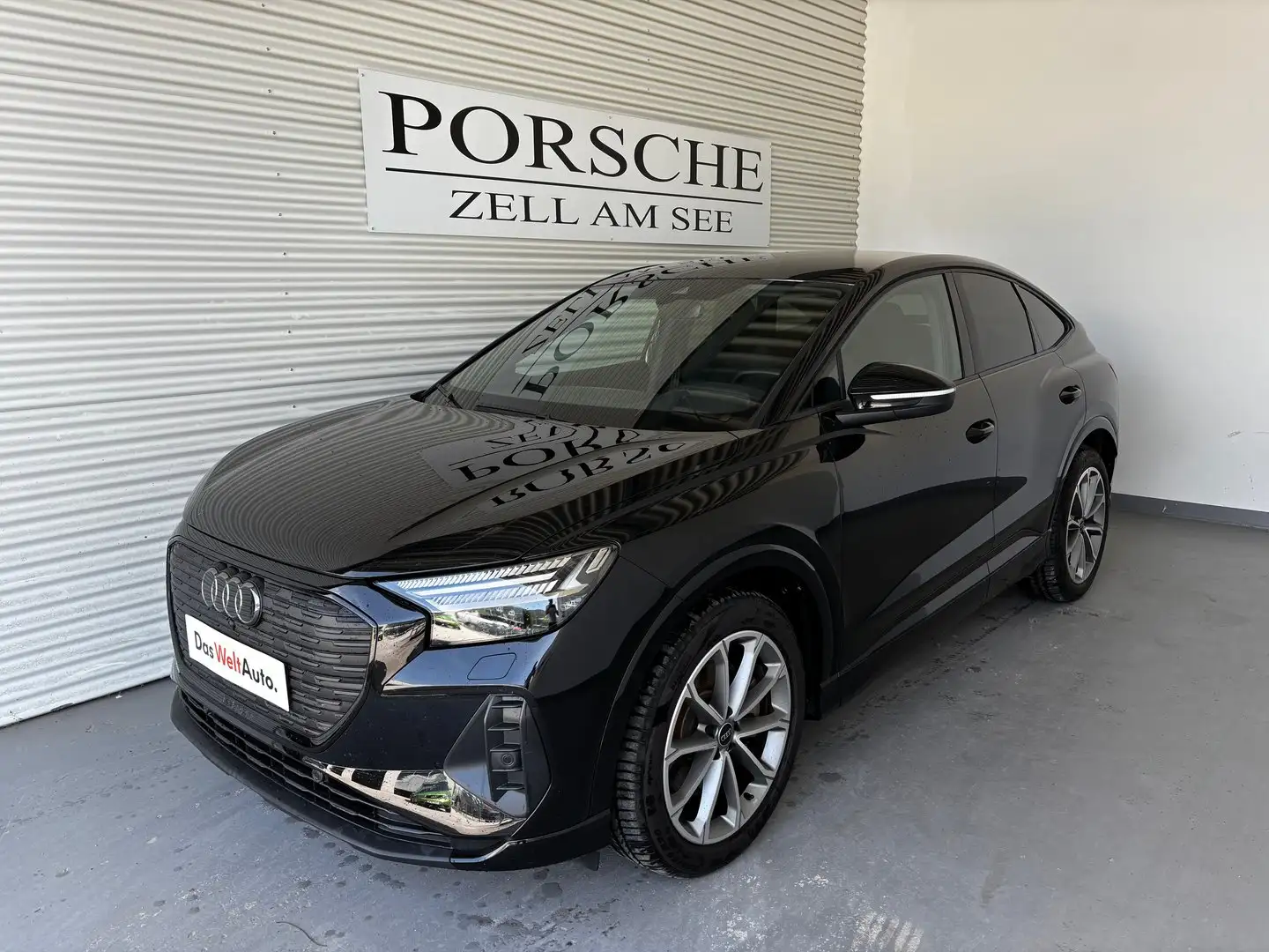 Audi Q4 e-tron Audi Q4 Sportback 45 e-tron quattro Schwarz - 1