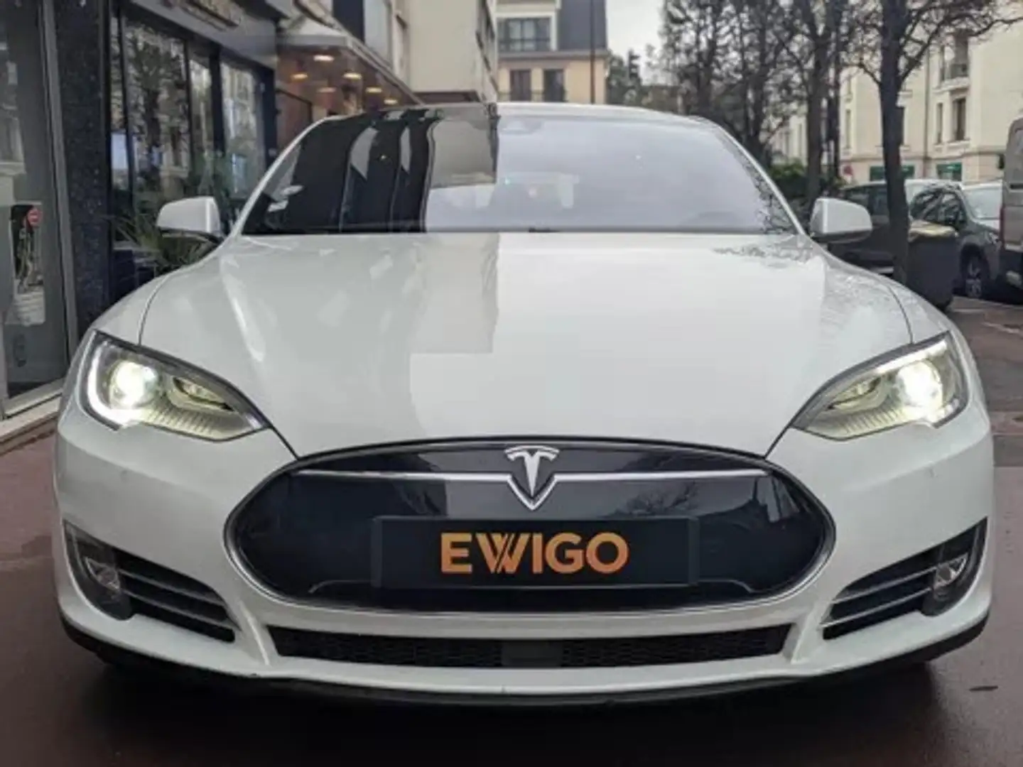 Tesla Model S 90 kWh Dual Motor - 2