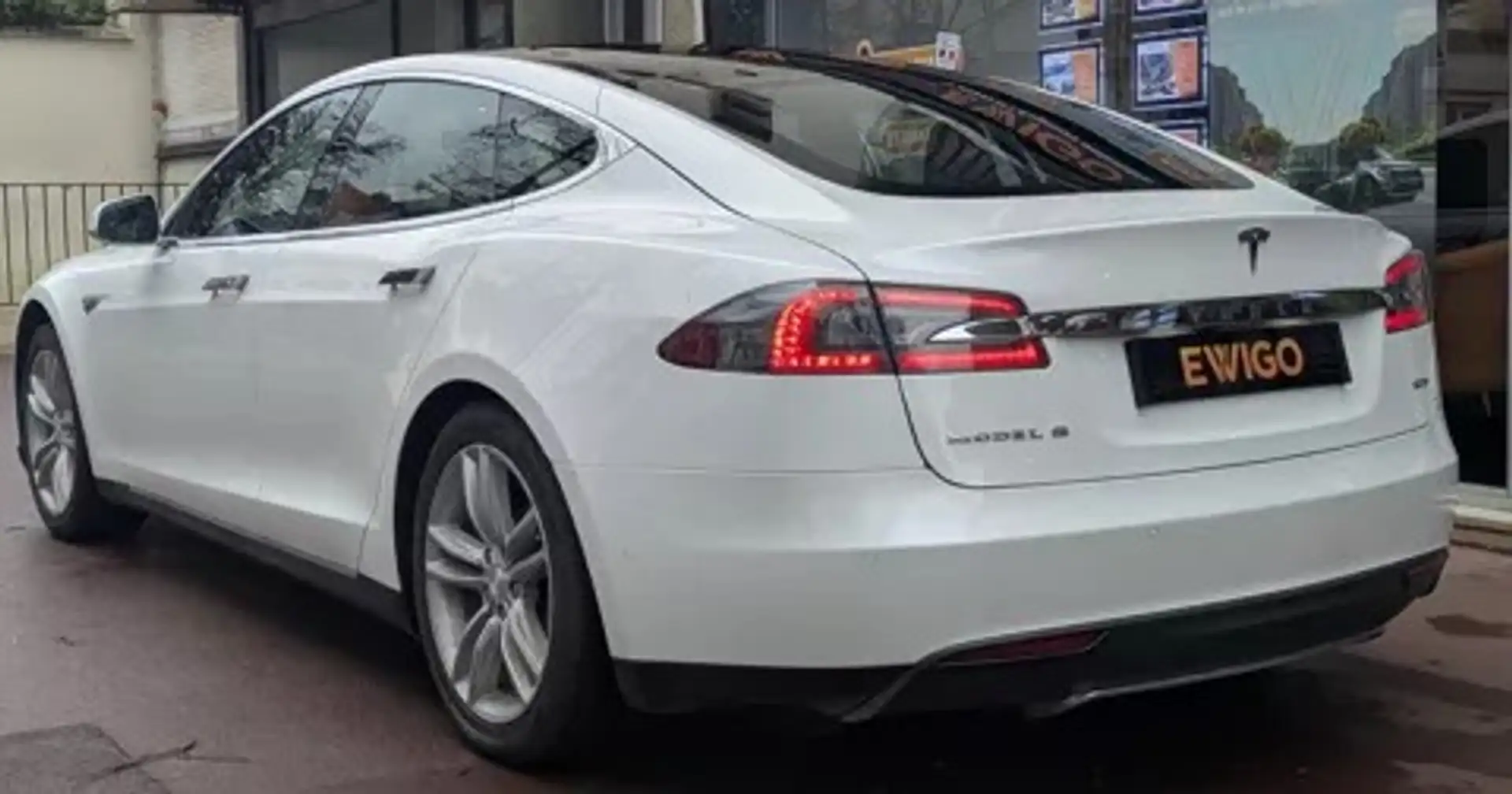 Tesla Model S 90 kWh Dual Motor - 1