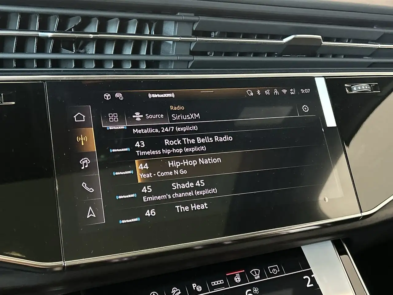 Audi Q7 снимка Audi Q7