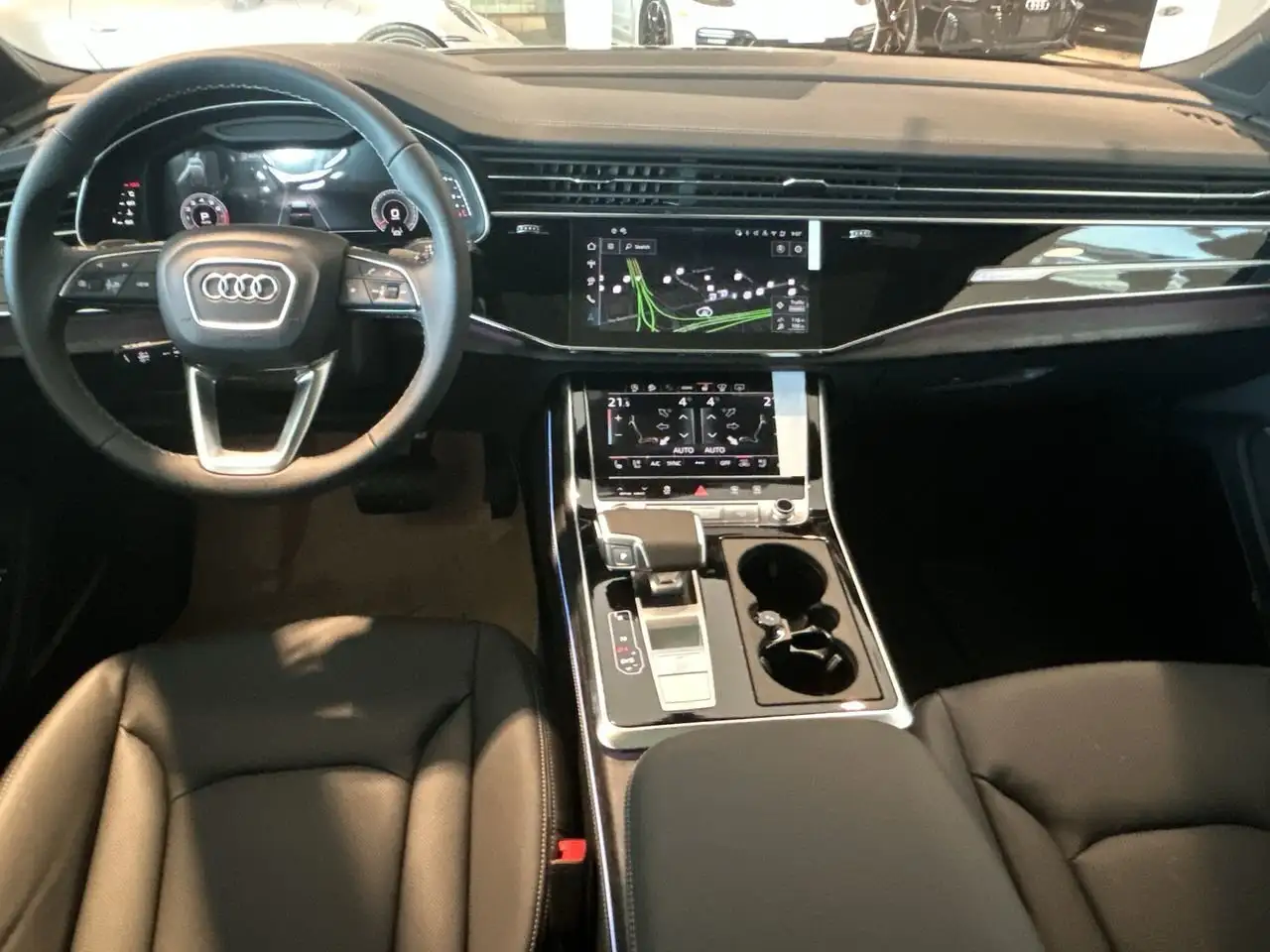 Audi Q7 снимка Audi Q7