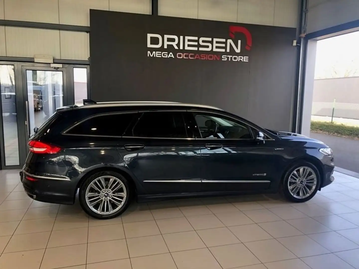 Ford Mondeo HYBRID VIGNALE   BIJ DRIESEN IN BREE   089/461610 Bleu - 2