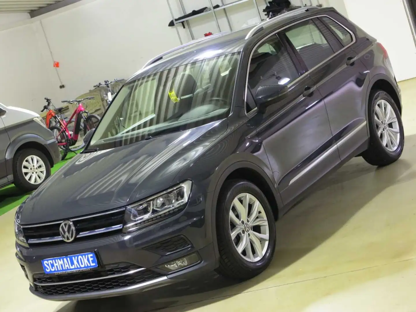 Volkswagen Tiguan 1.5 TSI ACT OPF DSG7 HIGHL ACC LM18 Grau - 2