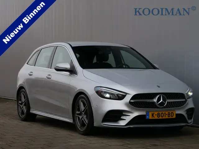 Mercedes-Benz B 180 Business Solution AMG 136 Pk Automaat Navigatie /