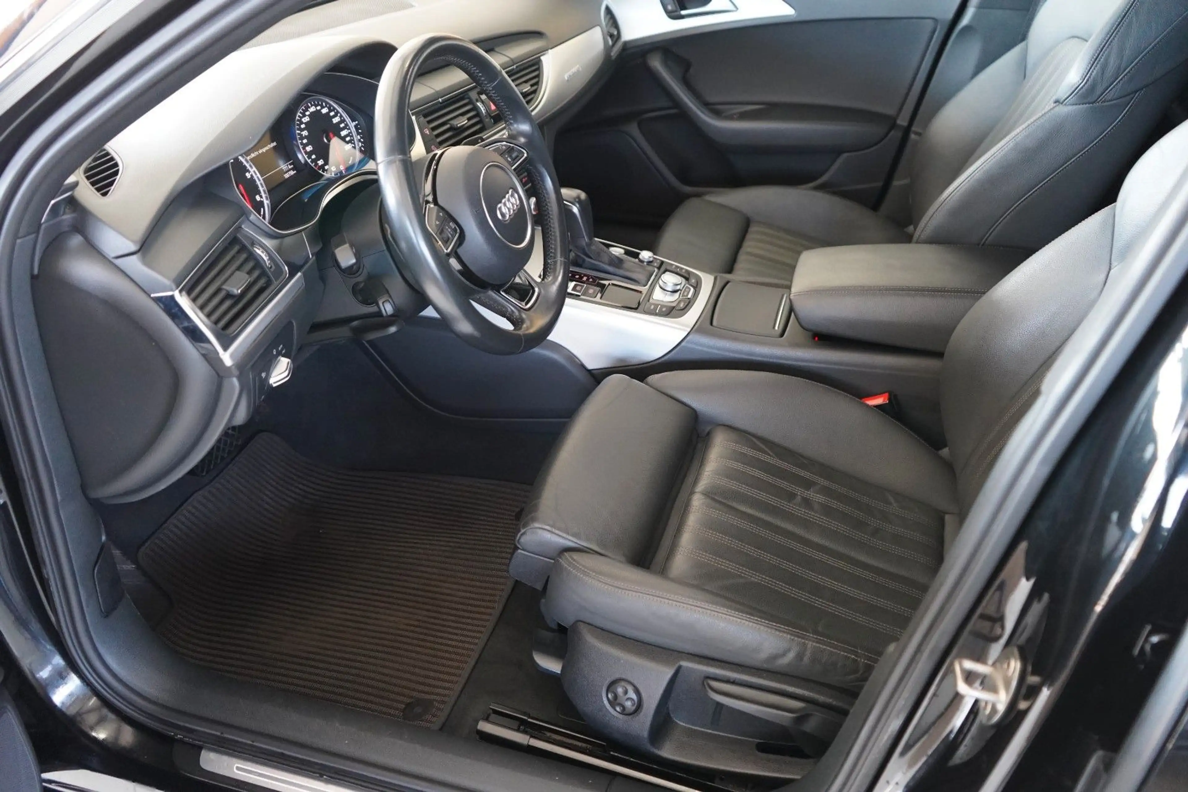 Audi A6 allroad quattro 3.0 TDI Bi-XENON / NAVI / LED — photo 12