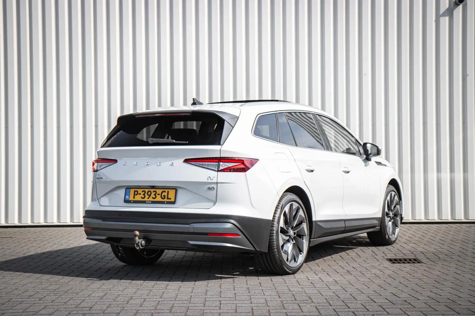 Skoda Enyaq iV 80 204pk First Edition High | Panoramadak | Tre Wit - 2