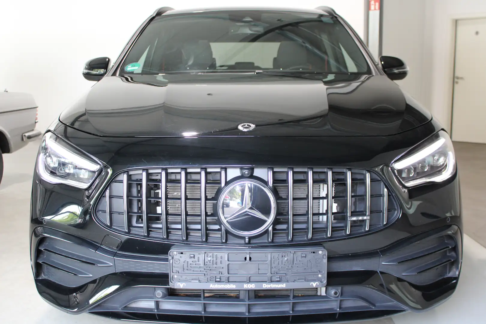 Mercedes-Benz GLA 35 AMG 4Matic MBeam/Panorama/Kamera Schwarz - 2