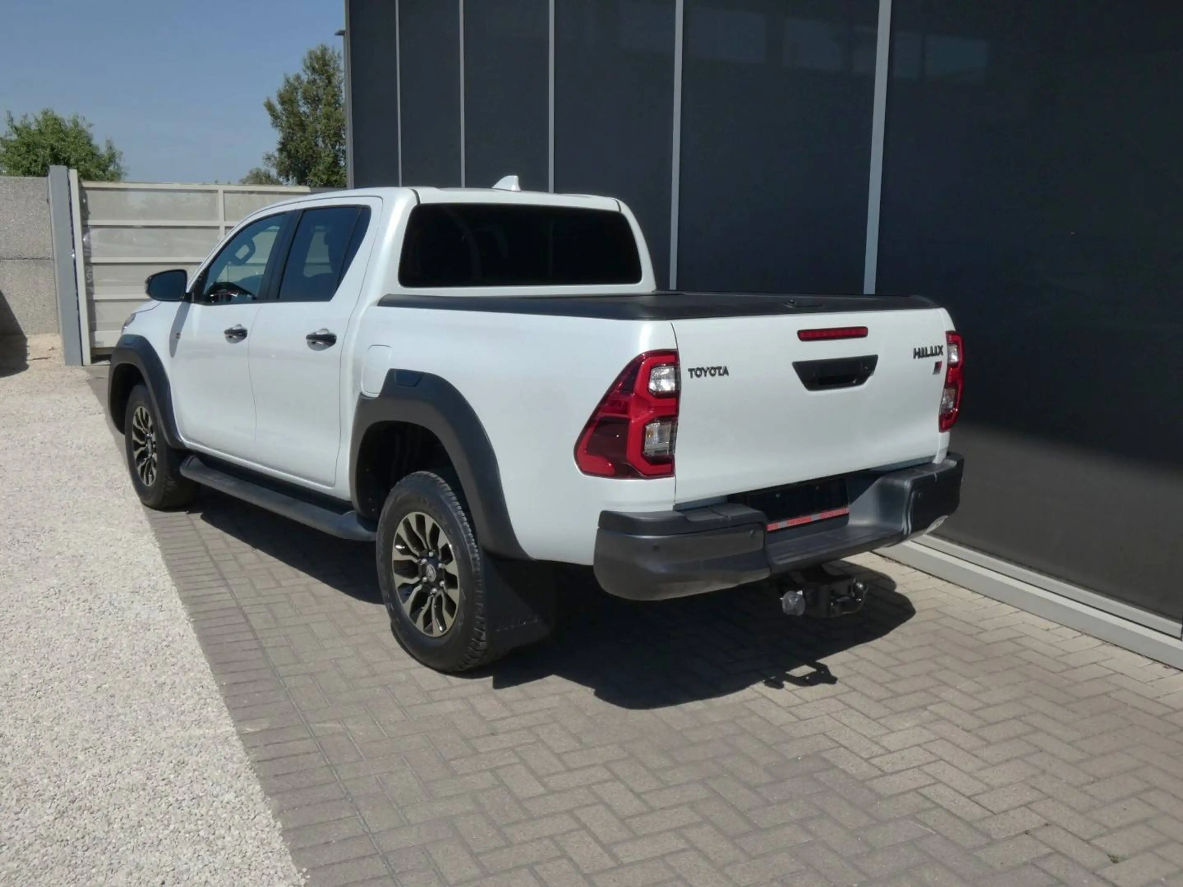Toyota Hilux 2.8L Autom. GR SPORT *45785+BTW* +Roll cover +360°Camera +JBL +Zetelverwarming +Trekhaak 3500kg — photo 6