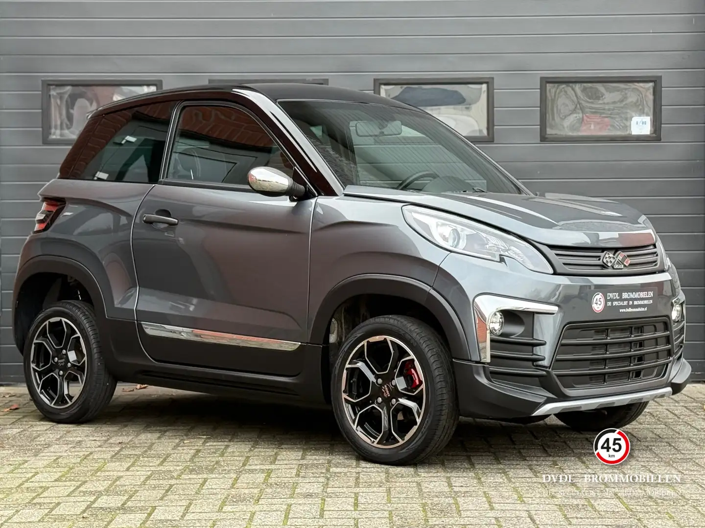 Ligier JS 60 Chic DCI Brommobiel 2021 1e eig 31dkm NIEUWSTAAT Grijs - 2