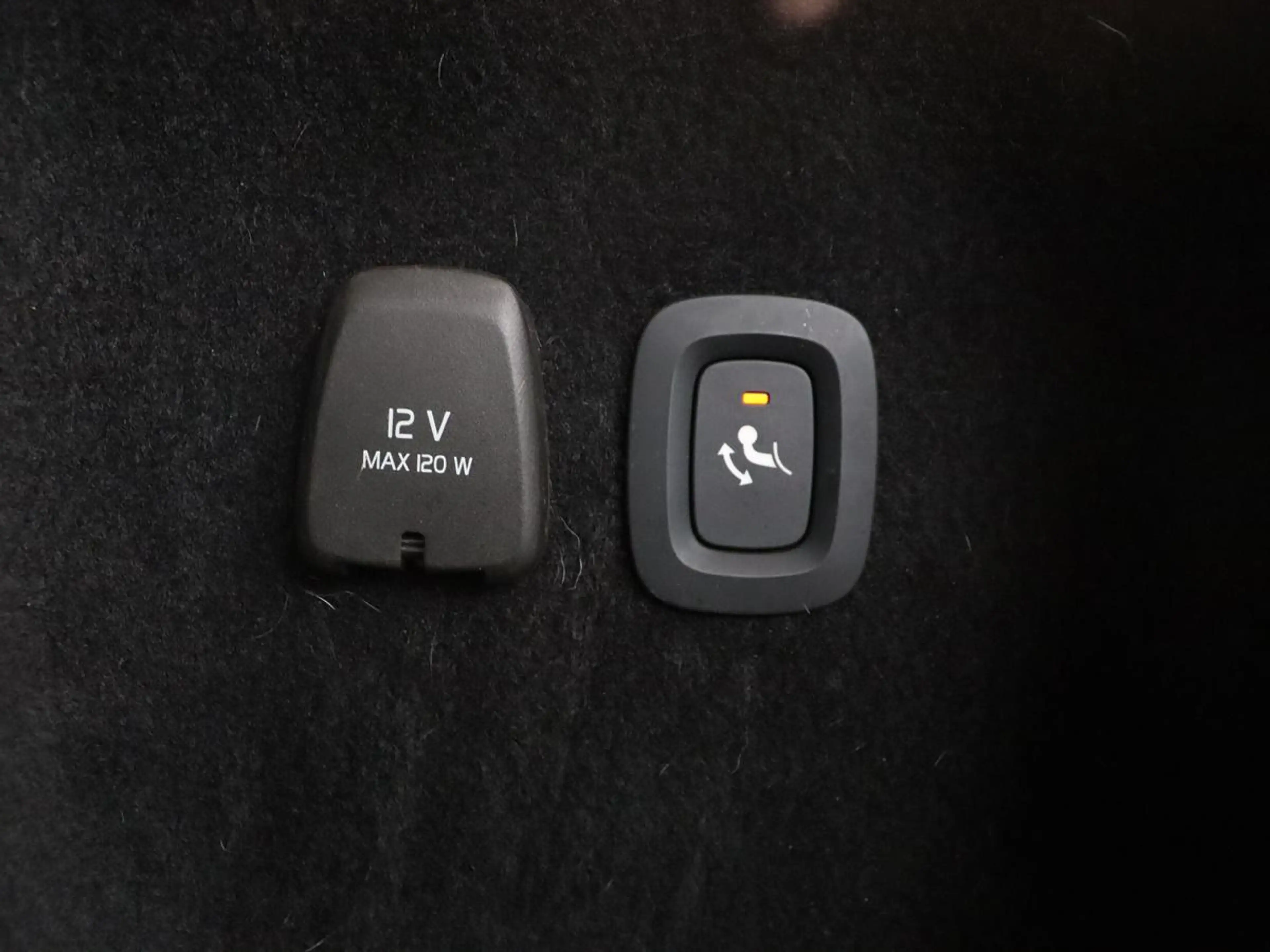 Volvo V60 2.0 T8 Recharge AWD Inscription | SOH 82% | Trekha — photo 16