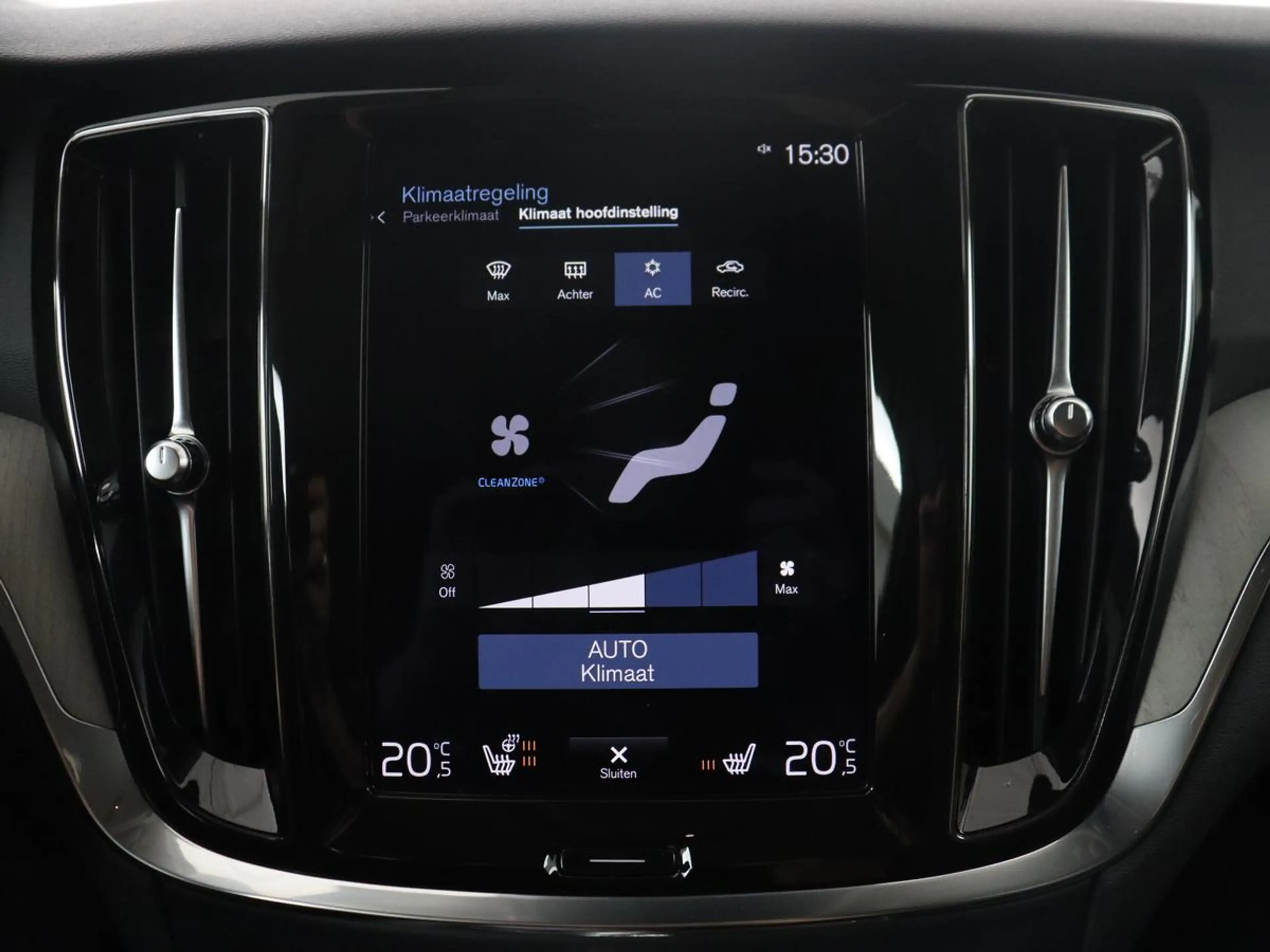 Volvo V60 2.0 T8 Recharge AWD Inscription | SOH 82% | Trekha — photo 28