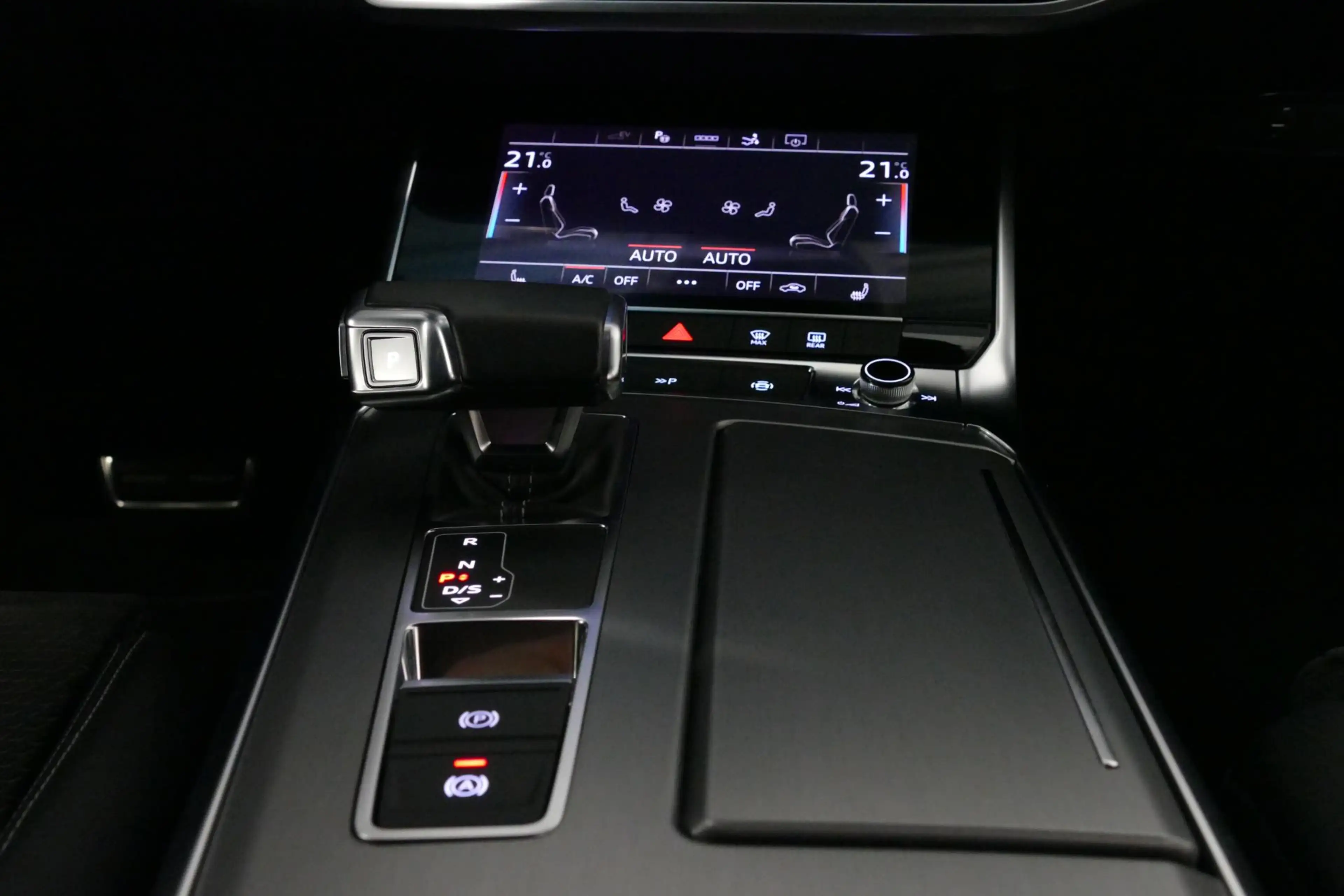 Audi A7 Sportback 50 TFSI e quattro Pro Line S / S Line / — photo 27
