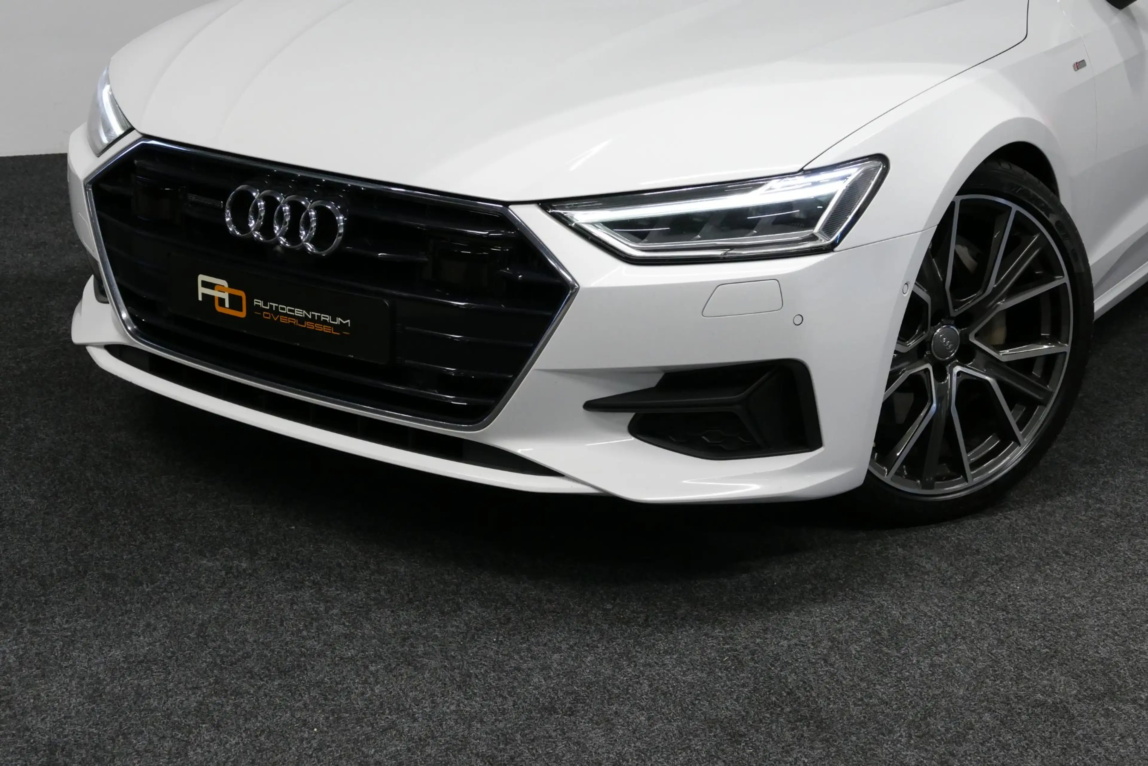 Audi A7 Sportback 50 TFSI e quattro Pro Line S / S Line / — photo 37