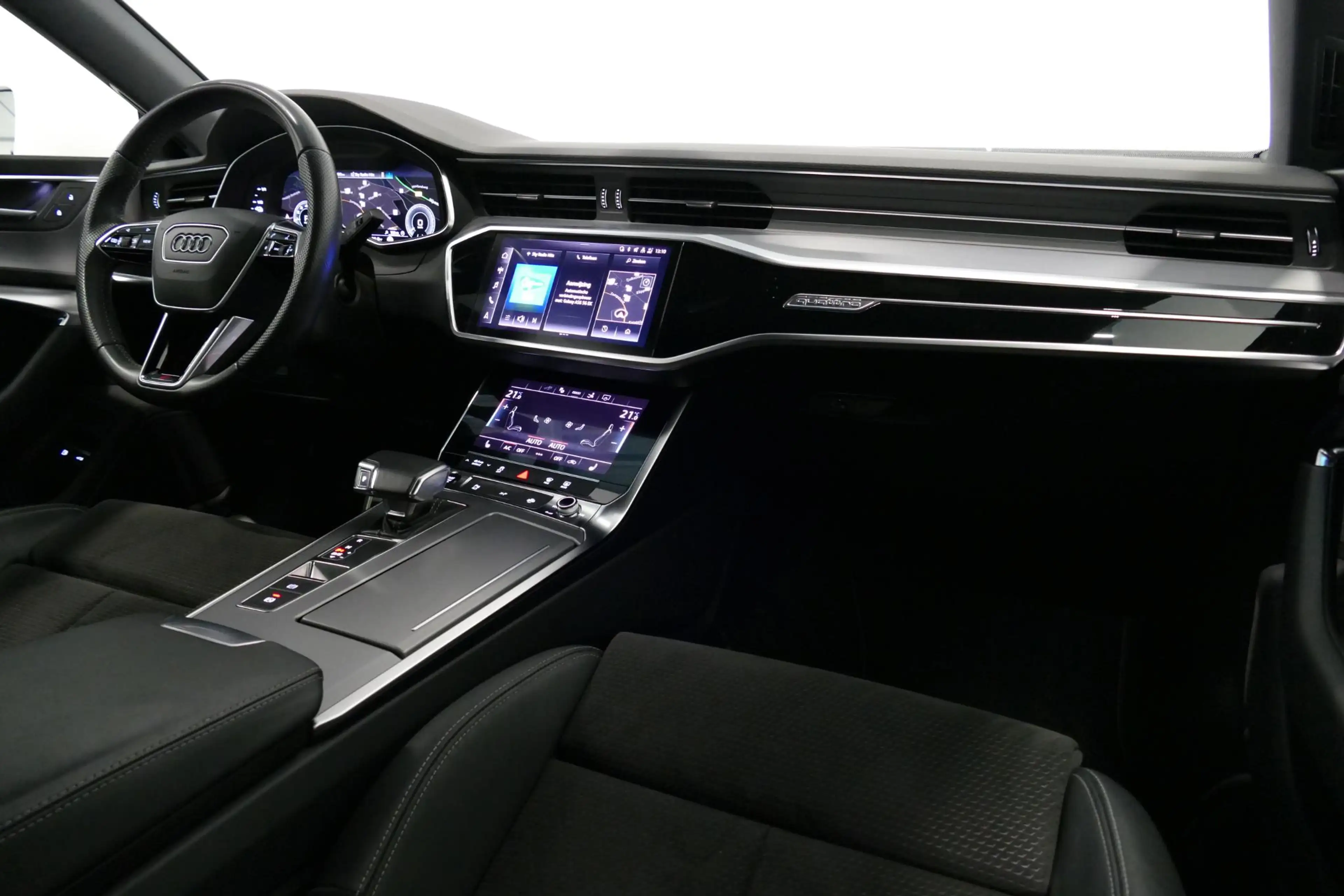 Audi A7 Sportback 50 TFSI e quattro Pro Line S / S Line / — photo 2