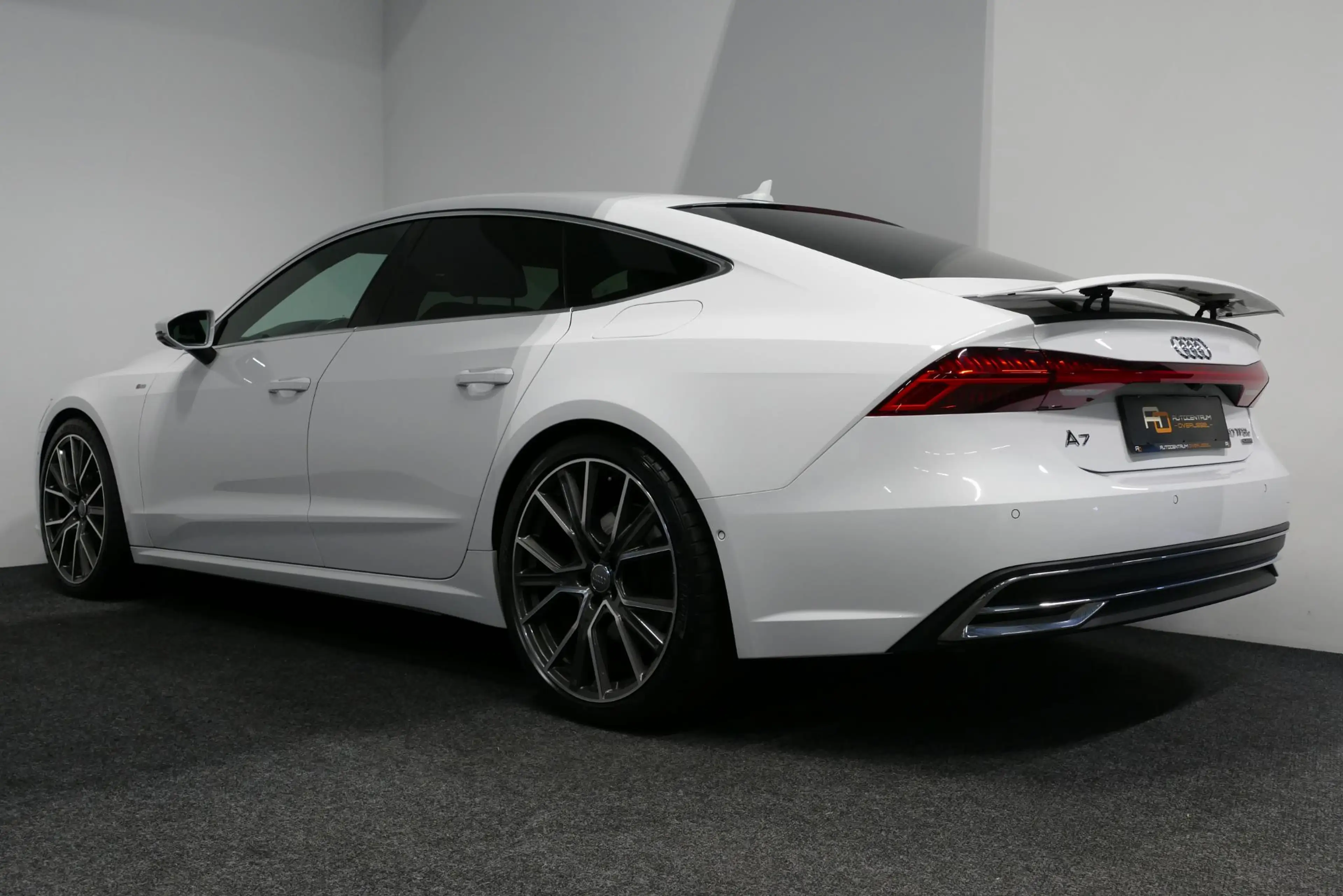 Audi A7 Sportback 50 TFSI e quattro Pro Line S / S Line / — photo 21