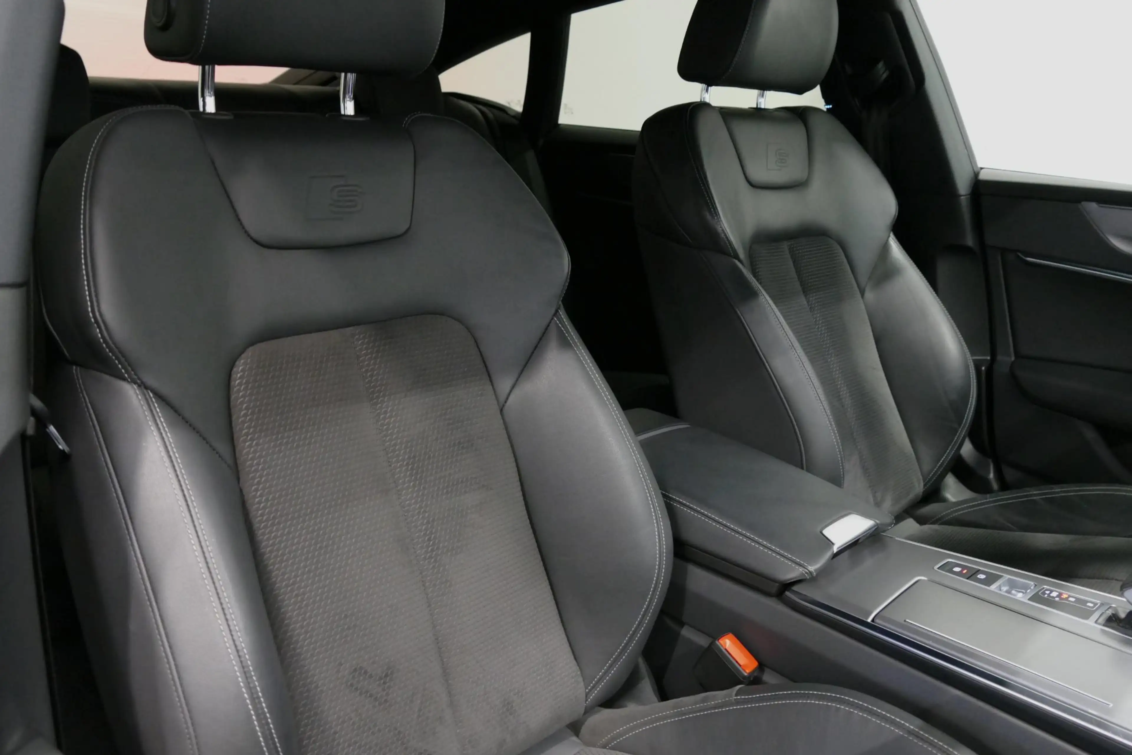Audi A7 Sportback 50 TFSI e quattro Pro Line S / S Line / — photo 31