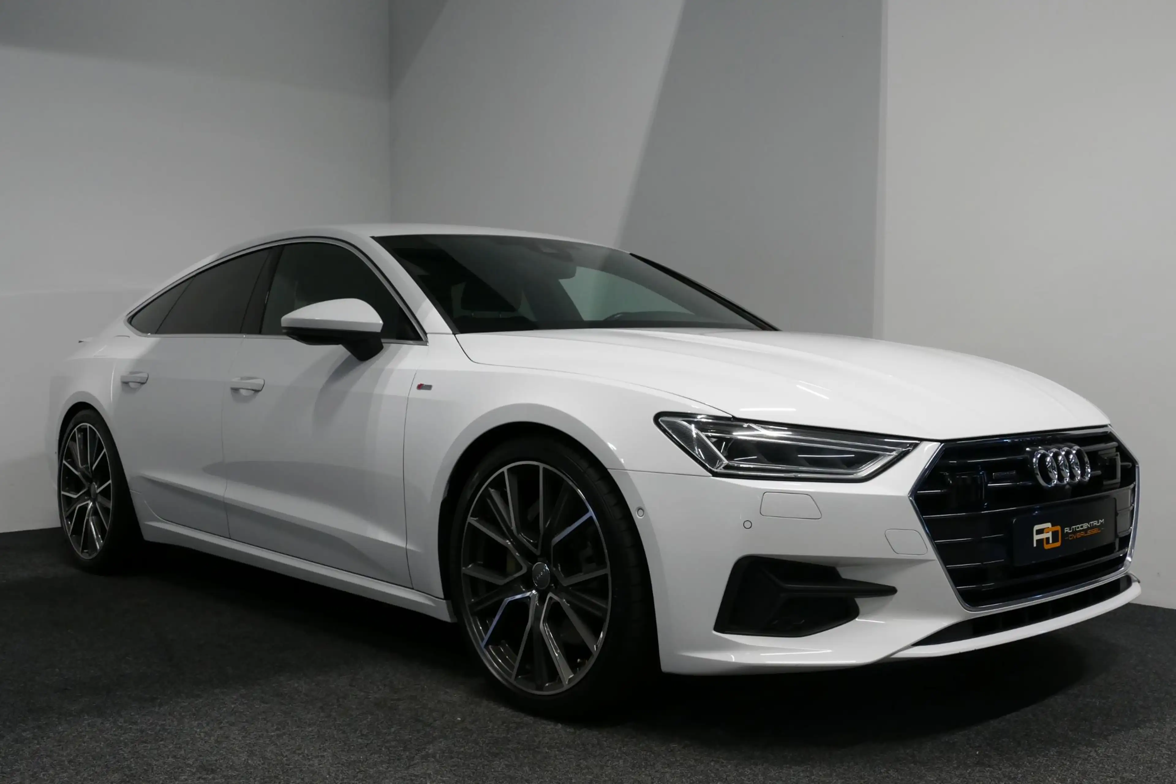 Audi A7 Sportback 50 TFSI e quattro Pro Line S / S Line / — photo 20