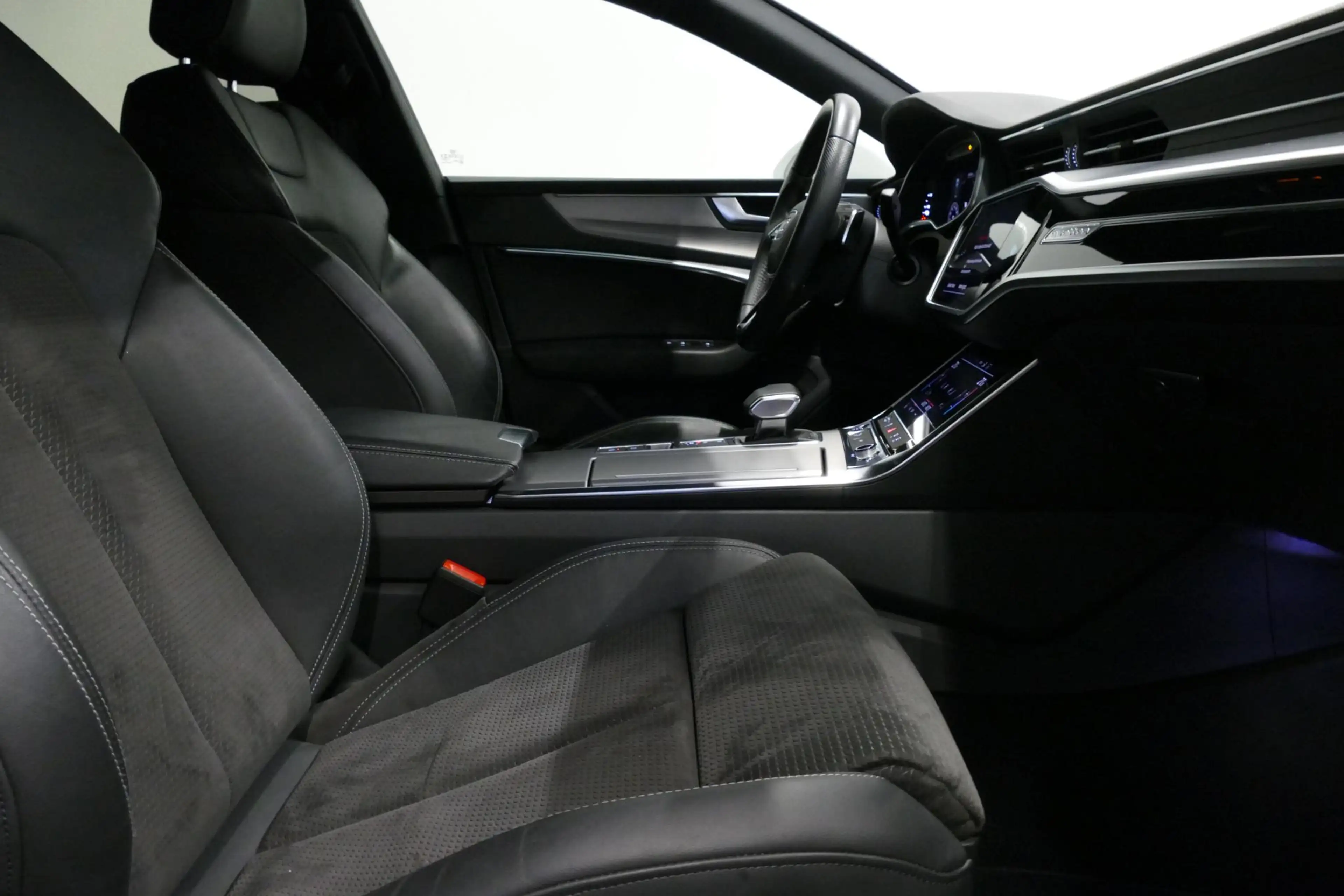 Audi A7 Sportback 50 TFSI e quattro Pro Line S / S Line / — photo 30