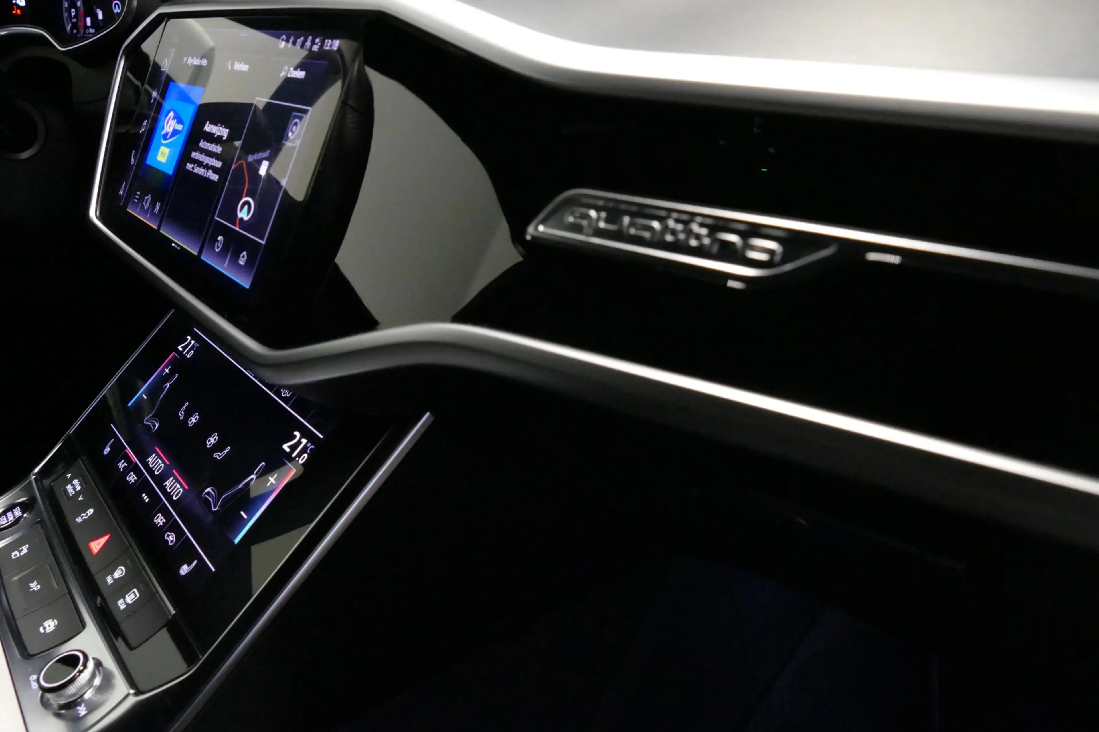 Audi A7 Sportback 50 TFSI e quattro Pro Line S / S Line / — photo 35