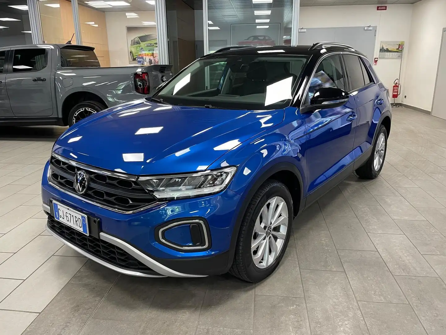 Volkswagen T-Roc 1.0 benzina  110cv.   LIFE , GARANZIA VOLKSWAGEN Blu/Azzurro - 1