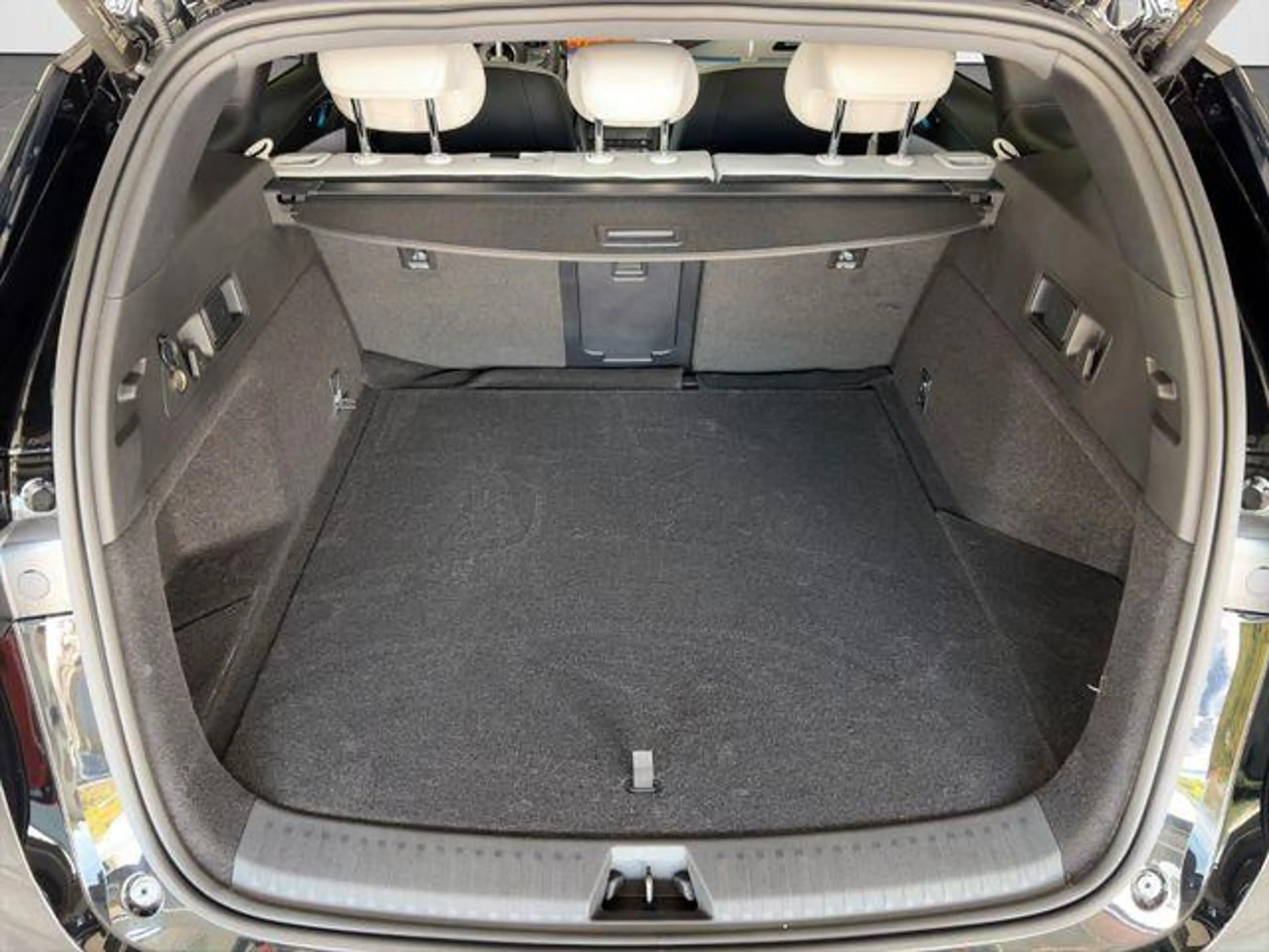 BYD Seal 6 DM-i TOURING Comfort/360°/HUD/SHZ/PANO-DA 135 k... — photo 11