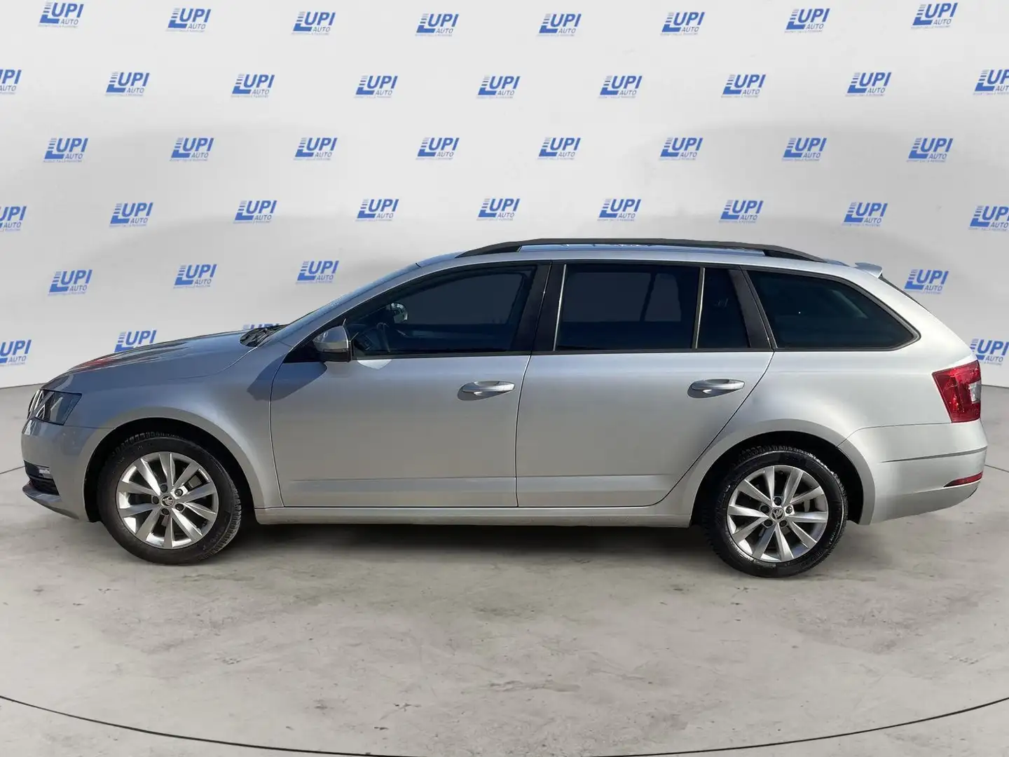 Skoda Octavia Wagon 1.4 tsi g-tec Executive 110cv Plateado - 2