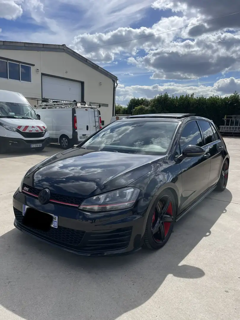 Volkswagen Golf GTI 2.0 TSI 230 BlueMotion Technology DSG6 Performance - 1