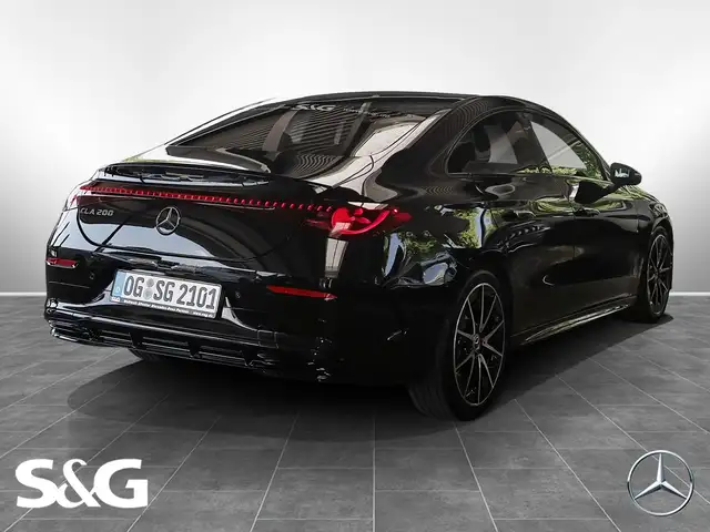 Mercedes-Benz Cla view 2