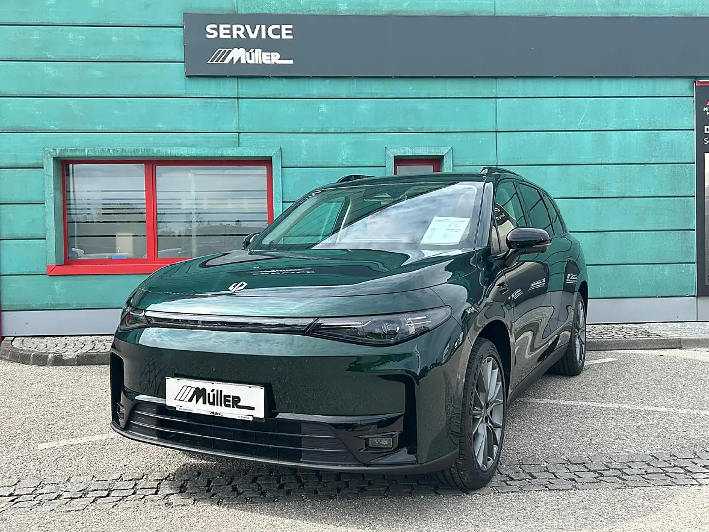 Leapmotor C10 REEV 28,4kWh Design Grün - 1