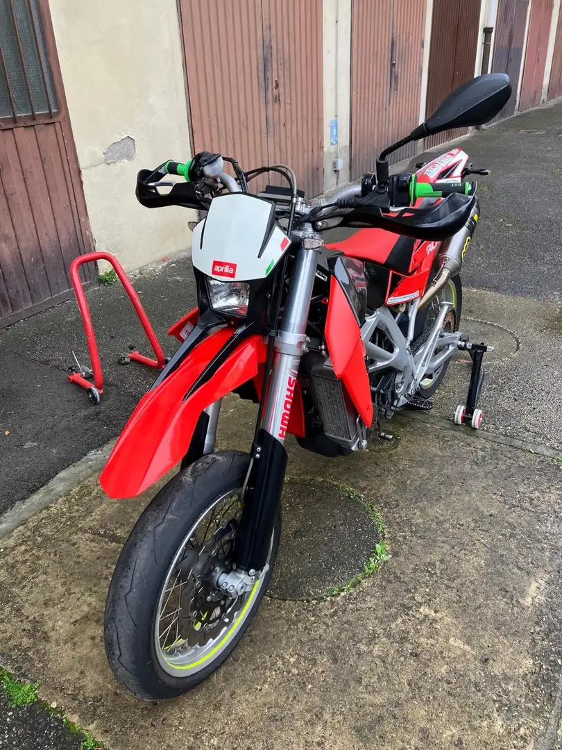 Aprilia SXV 550 Red - 1