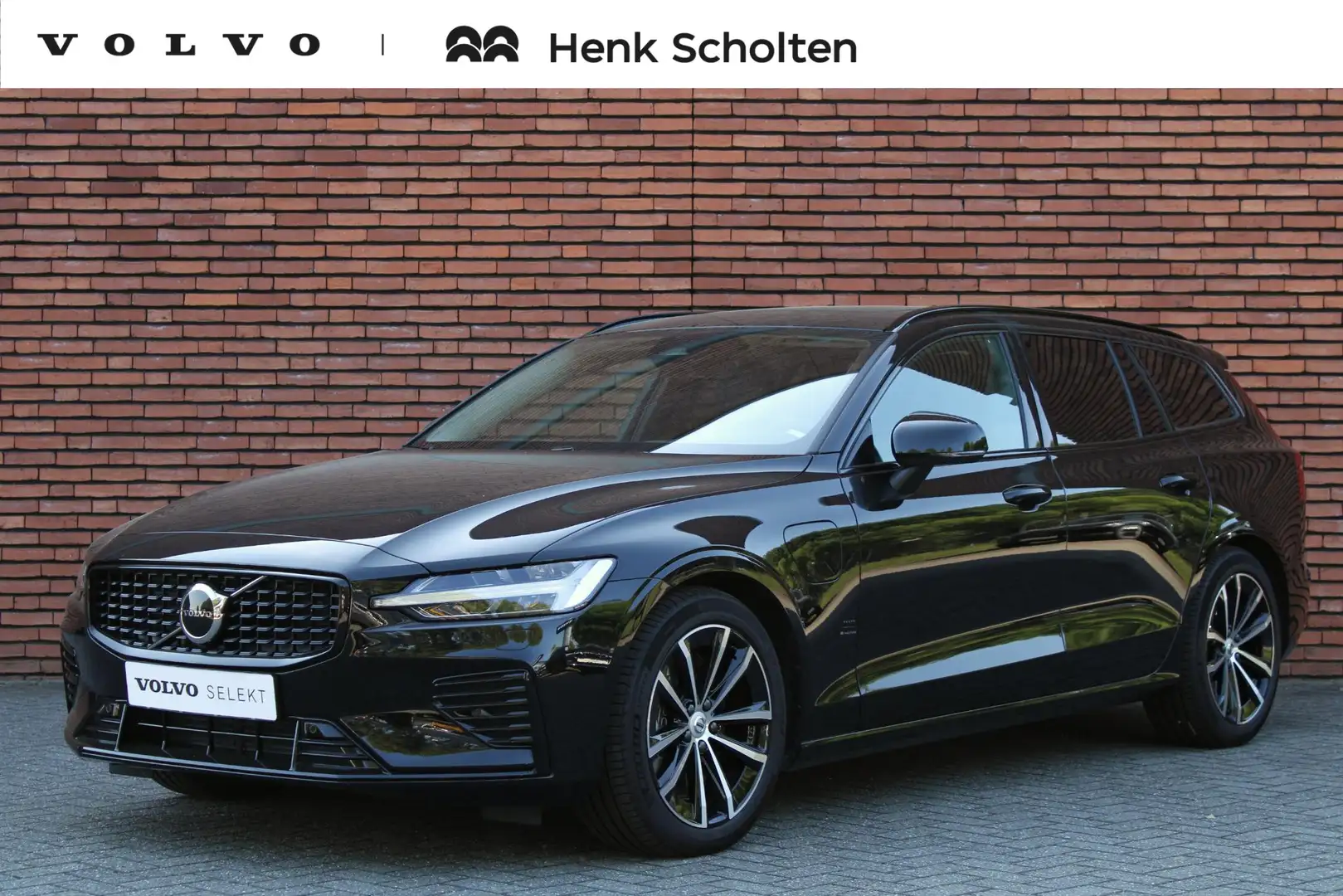 Volvo V60 T6 AWD Ultra Dark | Trekhaak | Elektrisch Verstelb Noir - 1