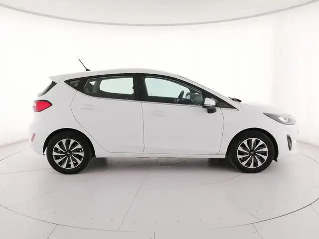 Ford Fiesta view 3