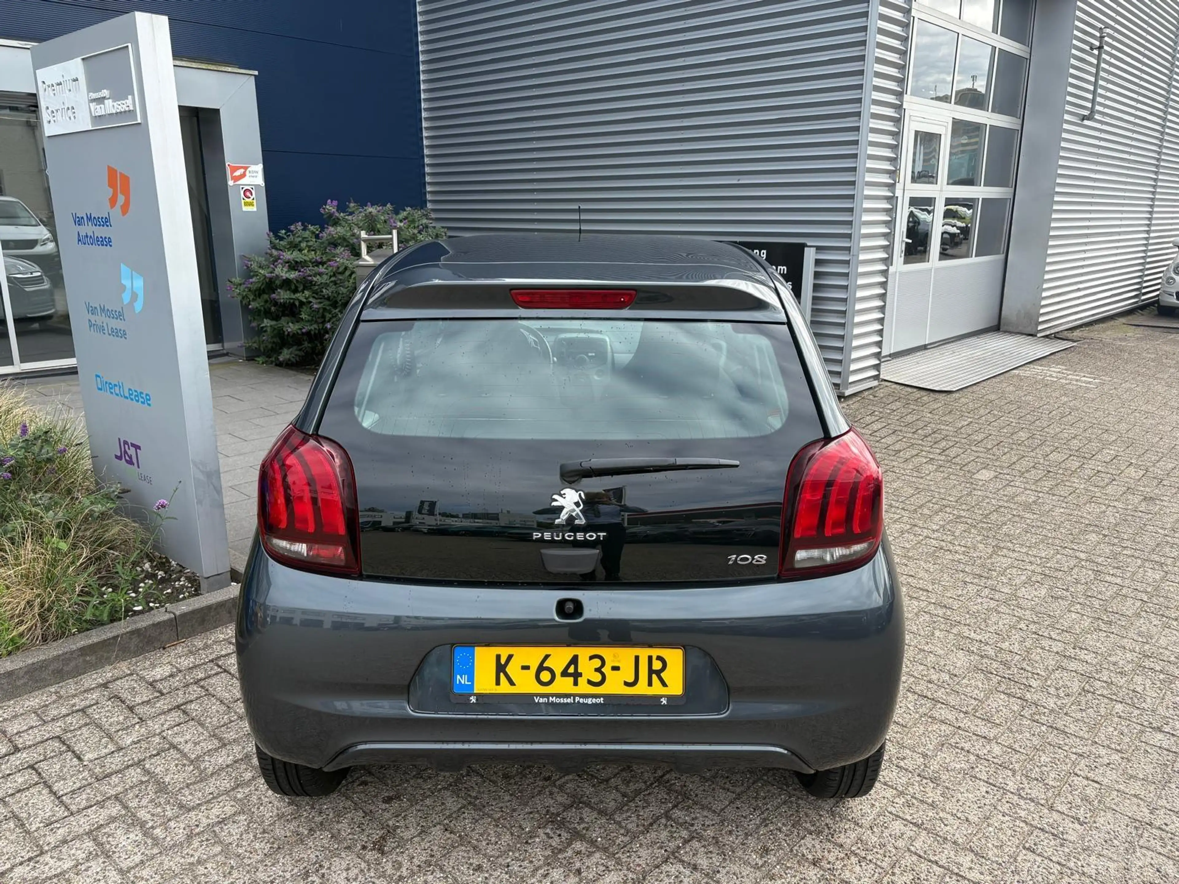 Peugeot 108 1.0 e-VTi Active — photo 5