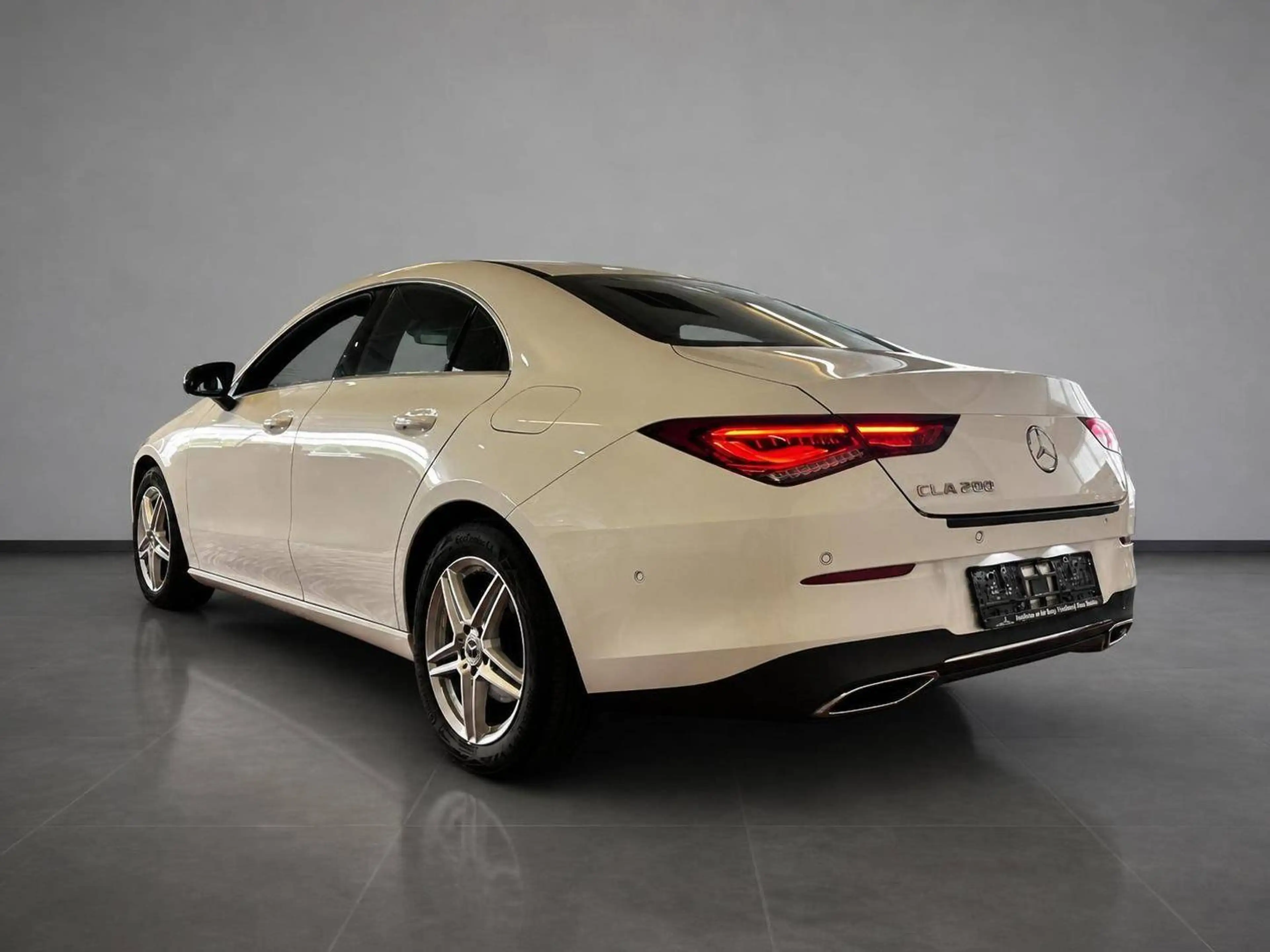 Mercedes-Benz CLA 200 /LED/Navi/AHK/2.Hand — photo 6