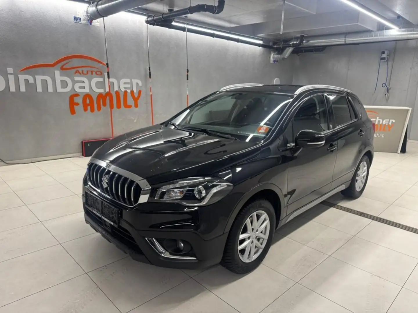 Suzuki SX4 S-Cross 1.4 DITC HYBRID ALLGRIP shine Schwarz - 1