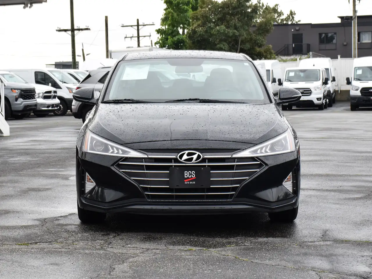Hyundai ELANTRA снимка Hyundai ELANTRA